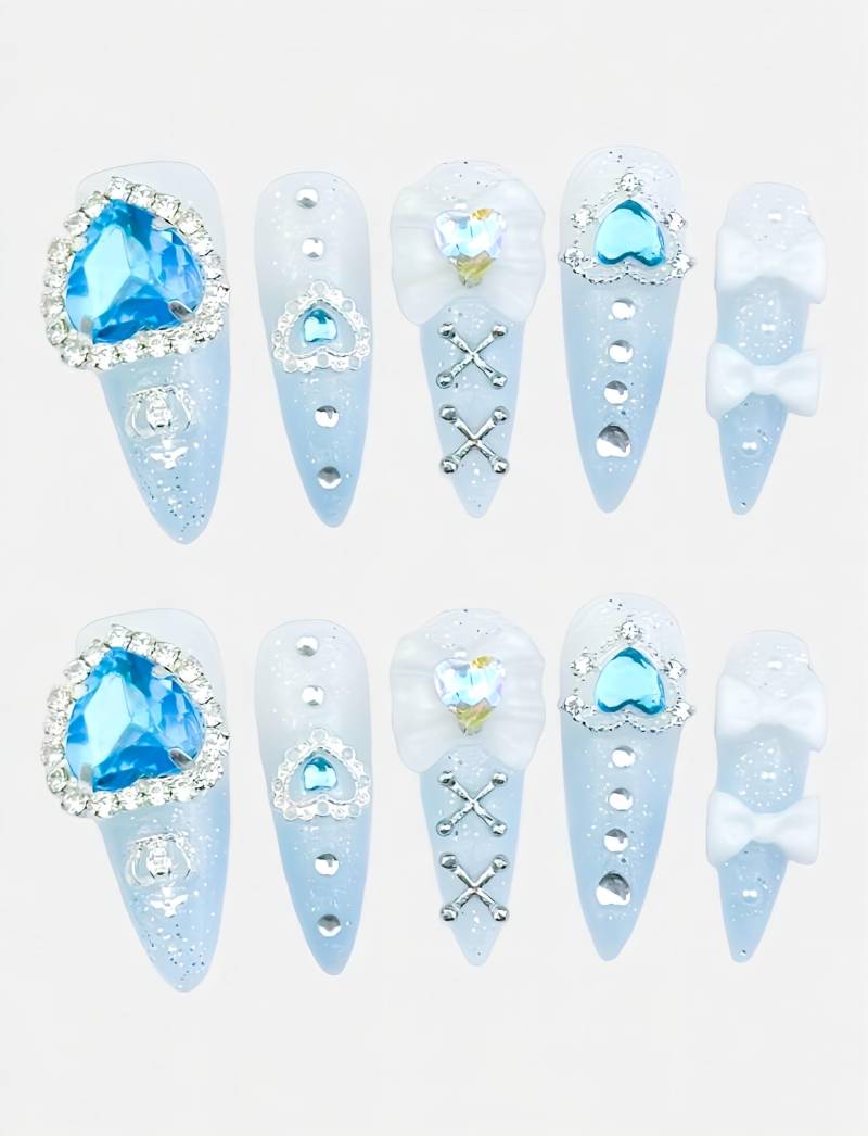 Cloudy Crost - 3D Selbstgemachte Press-On-Nägel von Etsy - nailauraDE