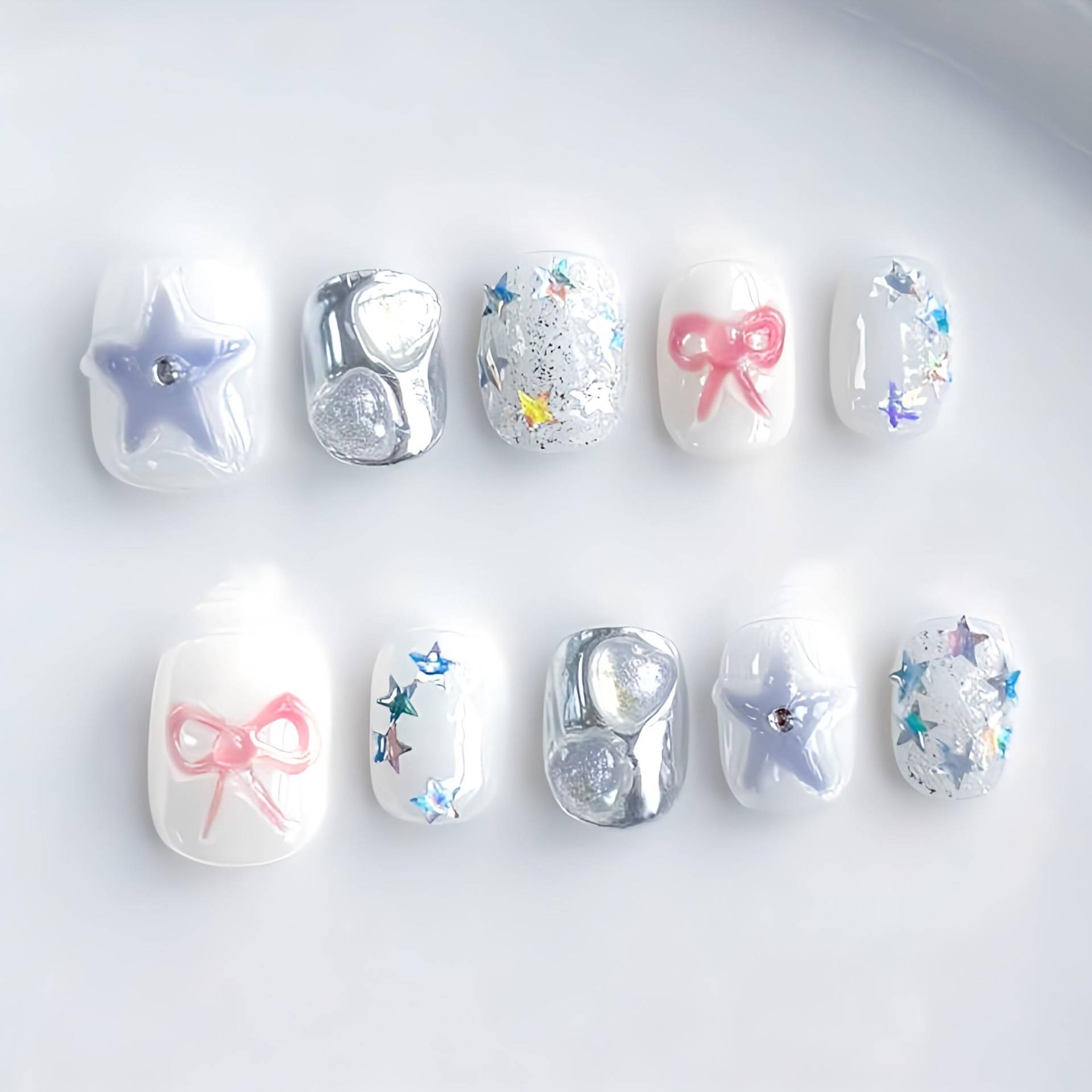 Galactic Cutie - 3D Handgemachte Wiederverwendbare Pressnägel von Etsy - nailauraDE