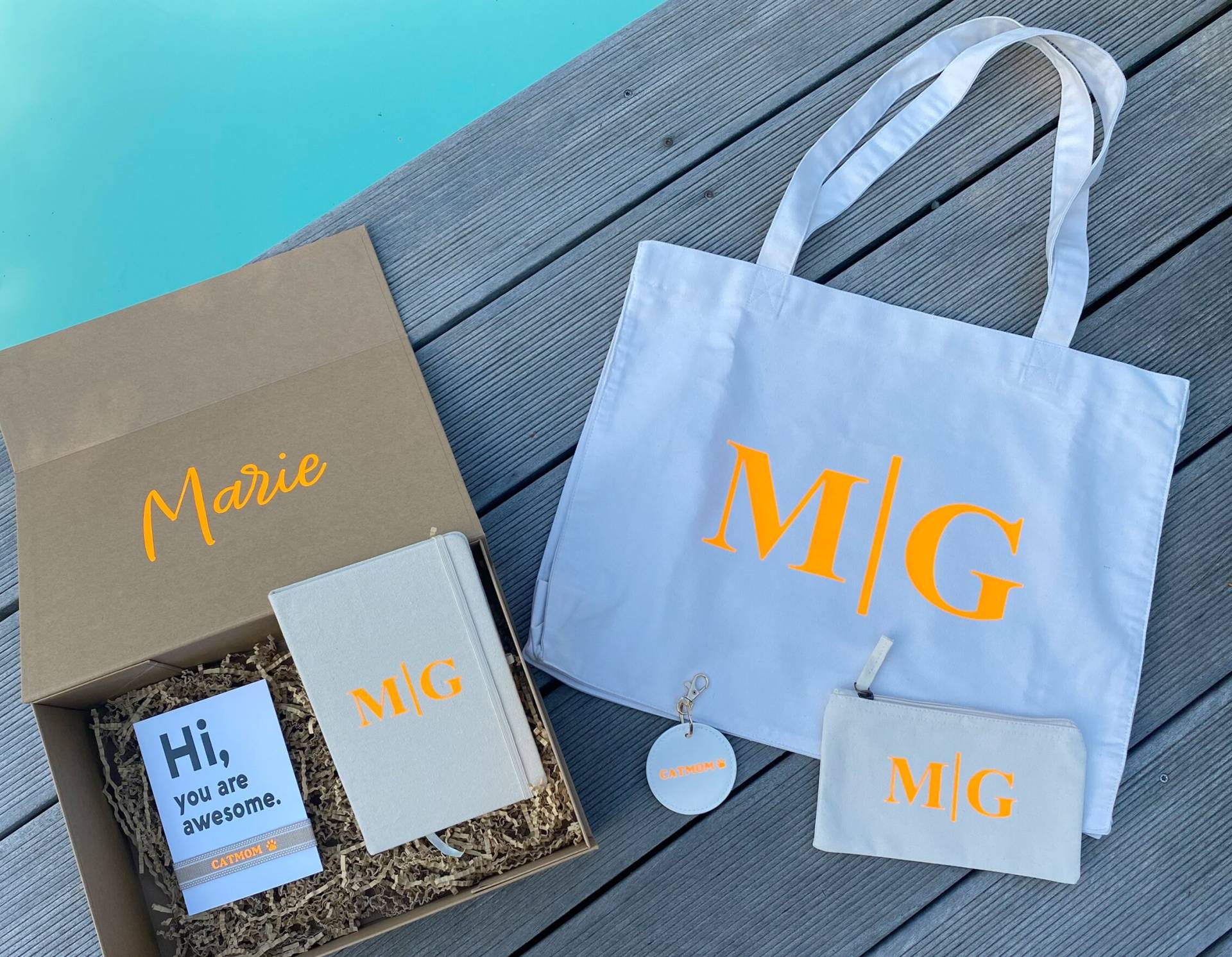 Personalisierte Geschenkbox/stell Den Inhalt Selbst Zusammen Tote Bag Kosmetiktäschchen Armband Schlüsselanhänger Buch Personalisierte Geschenkbox/stell Den Inhalt Selbst Zusammen Tote Bag Kosmetiktäschchen Armband Schlüsselanhänger Buch von Etsy - nelous