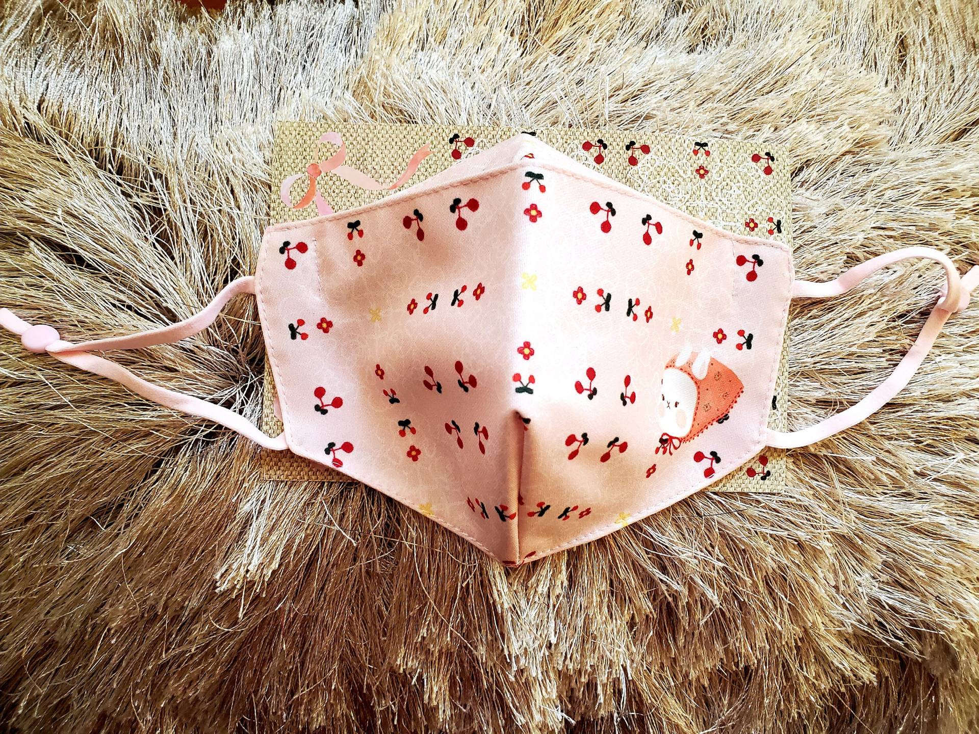 Handgemachte 3D Baumwolle Gesichtsmaske, Wiederverwendbare Maske, Gesichtsmaske Bedeckung, Waschbare Maske, Verstellbare Gesichtsmaske, Mama Oma Nana Handgemachte 3D Baumwolle Gesichtsmaske, Wiederverwendbare Maske, Gesichtsmaske Bedeckung, Waschbare Maske, Verstellbare Gesichtsmaske, Mama Oma Nana von Etsy - newyorkcrafts