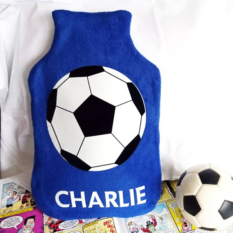 Personalisierte Fußball Fleece Wärmflaschenbezug - Team Farben von Etsy - nickynackynoodesigns