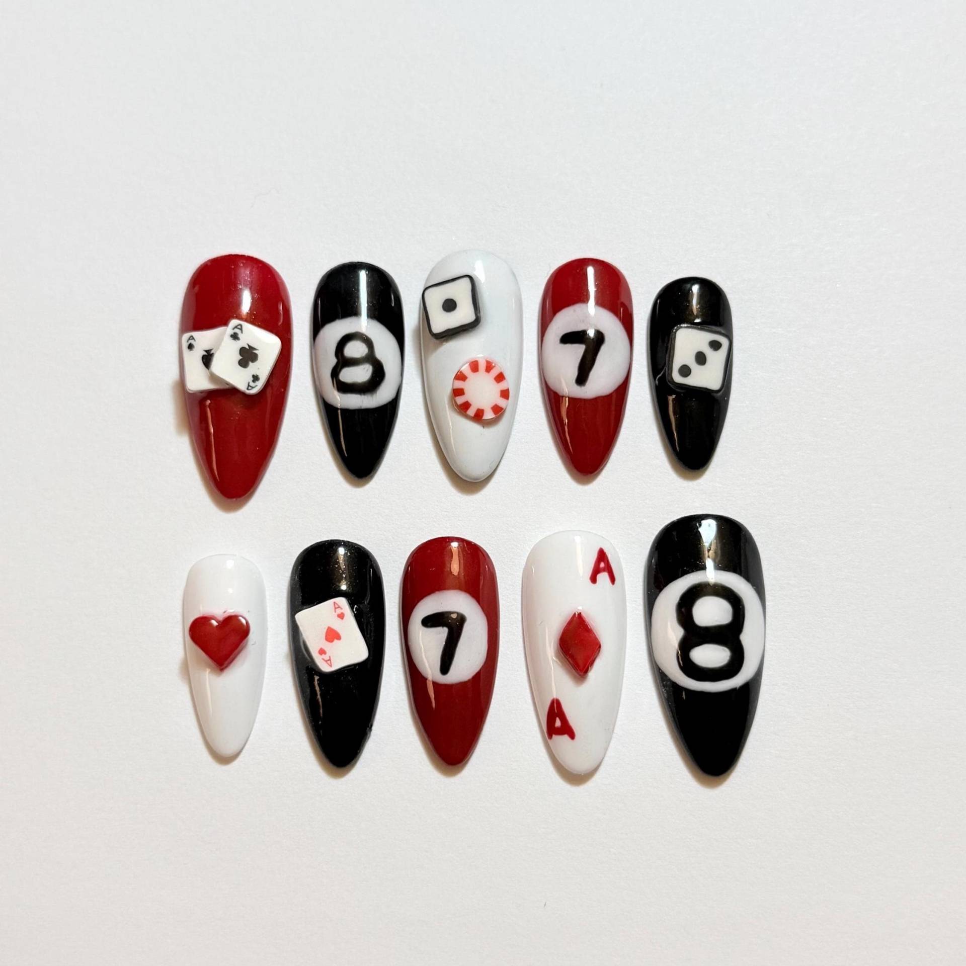 Vegas Kasino Press-On-Nägel 3D-Billard, Poker-Ace - Wiederverwendbare Handgefertigte Glücksspielnägel, 8 Kugelnägel von Etsy - npcnailbox