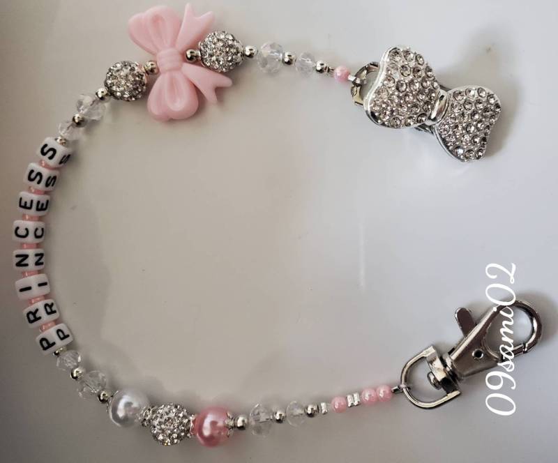 Personalisierte Schöne Romany Diamante Schleife Schnullerclip Rosa/Weiß von Etsy - nunuboutiquex