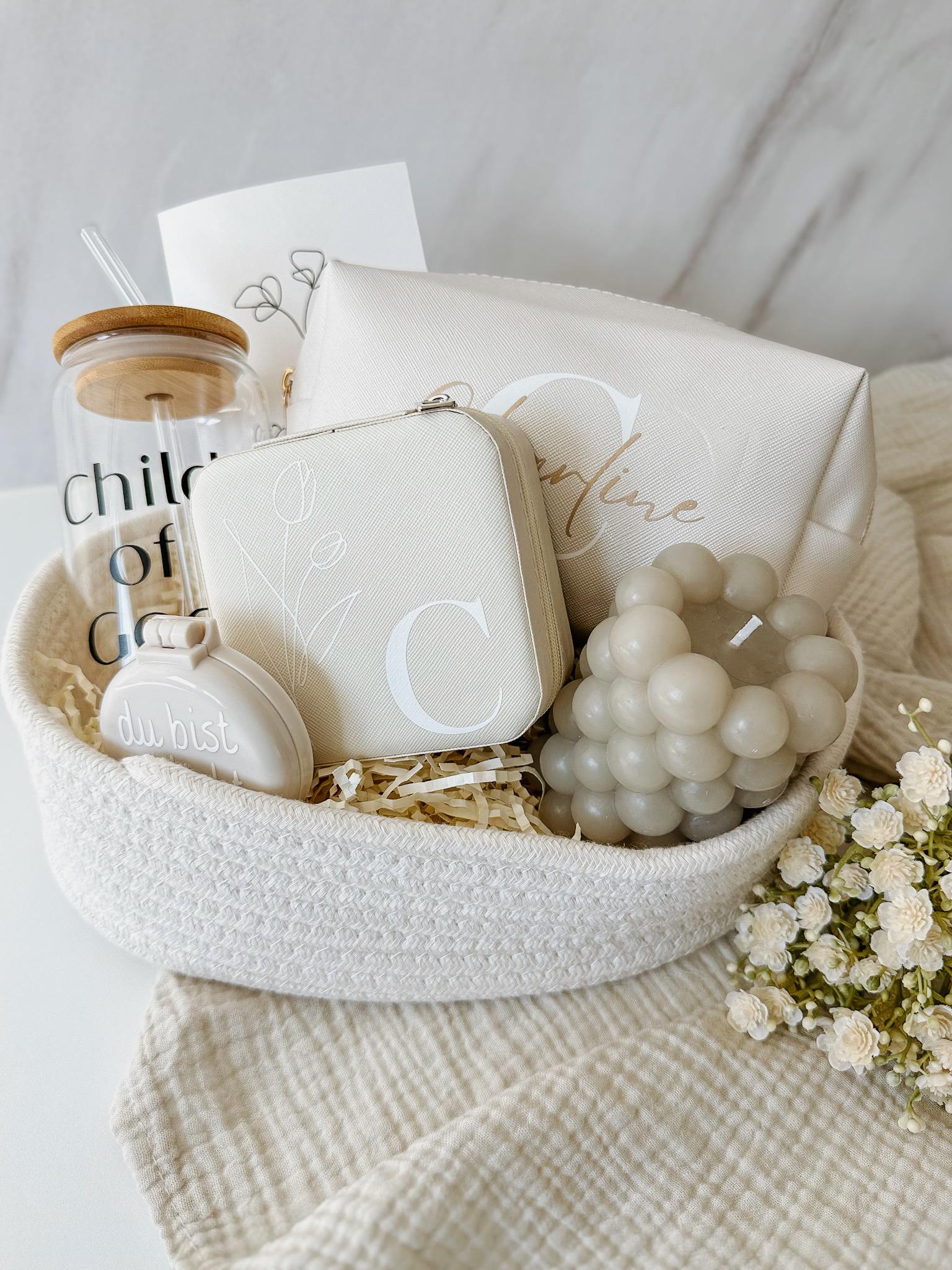 Geburtstagsgeschenk Personalisiert - Christliches Geschenkset Für Frauen Mit Bibelvers, Kosmetiktasche, Schmuckbox & Karte Segenswunsch Geburtstagsgeschenk Personalisiert - Christliches Geschenkset Für Frauen Mit Bibelvers, Kosmetiktasche, Schmuckbox & Karte Segenswunsch von Etsy - oHerzenswunsch