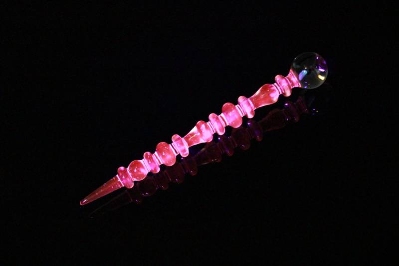 Uv Glow Lucy Schwarzlicht Pink Opal Art Glas Parfüm Dauber von Etsy - organicglassworks