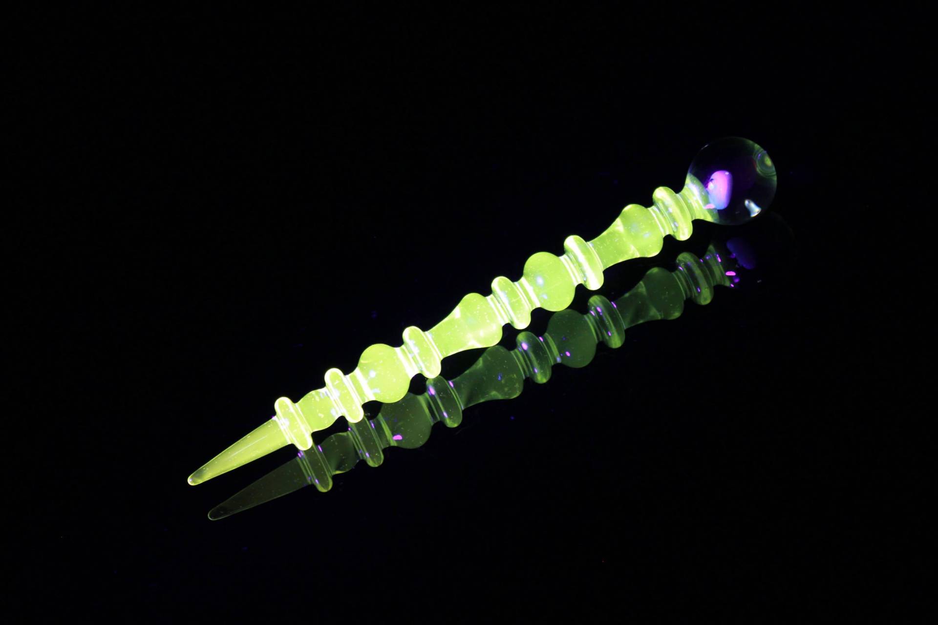 Uv Nova Gelb Schwarzlicht Leuchten Opal Kunst Parfüm Glas Dauber von Etsy - organicglassworks