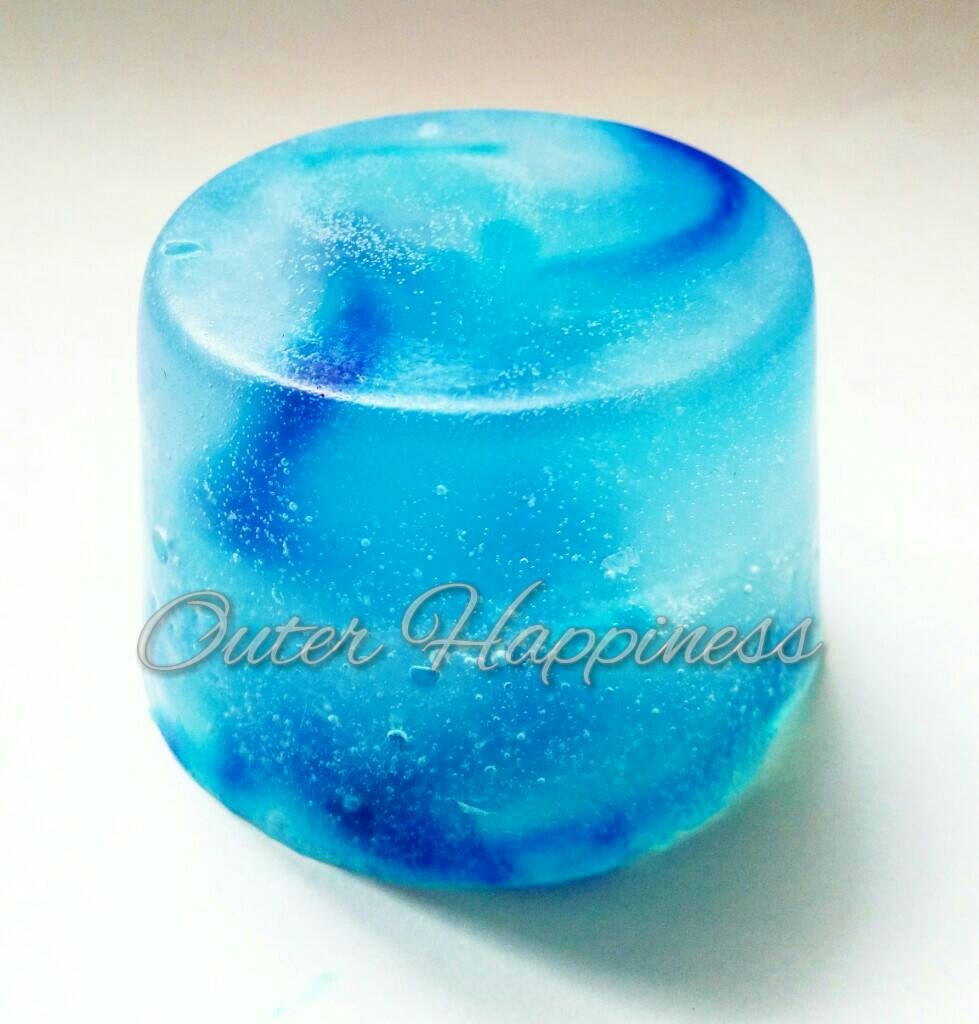 Seife Mit Ring Innen, Blaue Himbeerseife, Bio Seife, Gemsoap, Innen Vegane Seife Mit Ring Innen, Blaue Himbeerseife, Bio Seife, Gemsoap, Innen Vegane von Etsy - outerhappiness