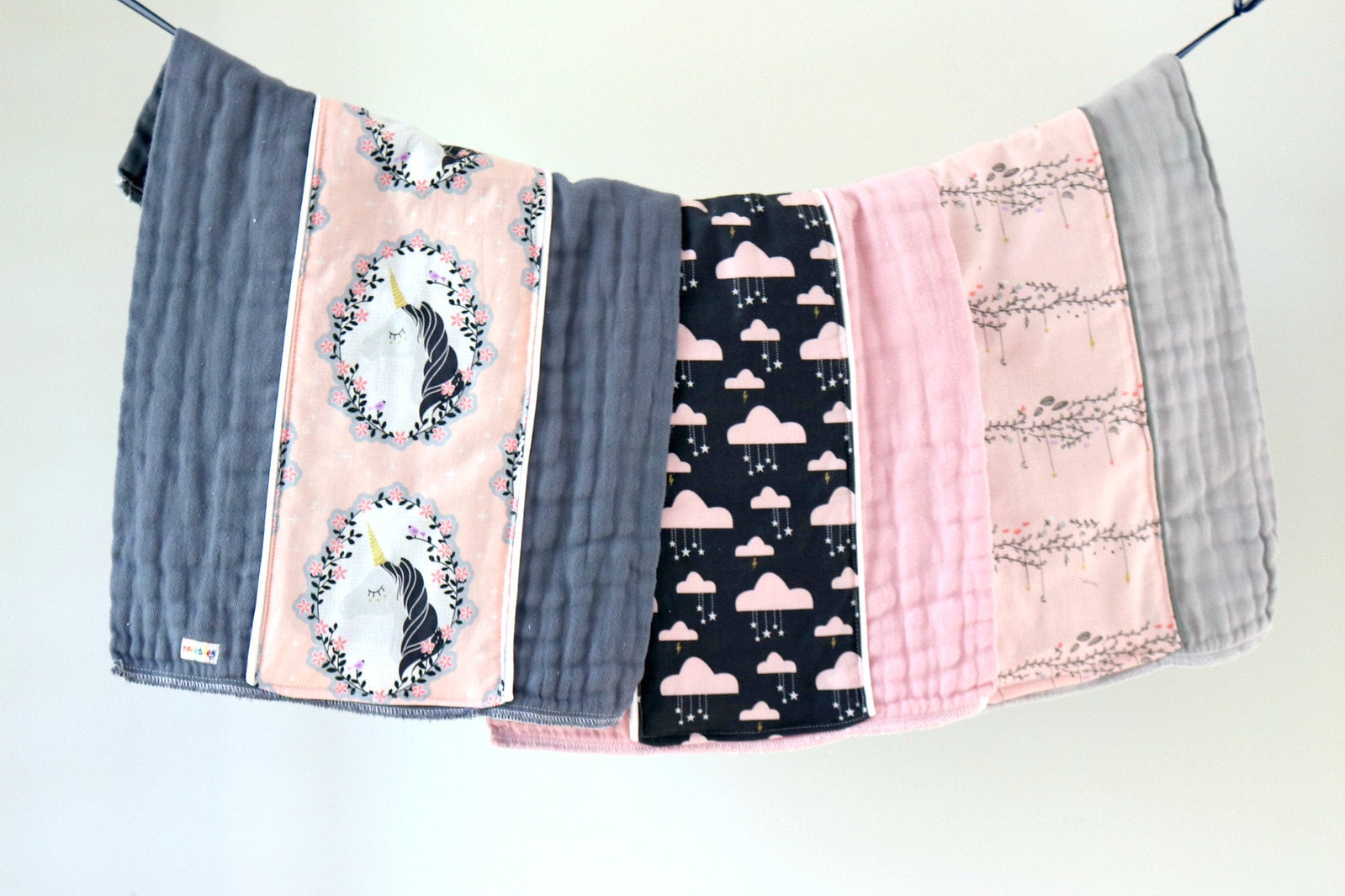 Baby Spucktuch 3Er Set, Einhorn Portrait Wolken, Handgefärbte Spucktücher, Geschenk, Essentials, Neugeborene von Etsy - owesley