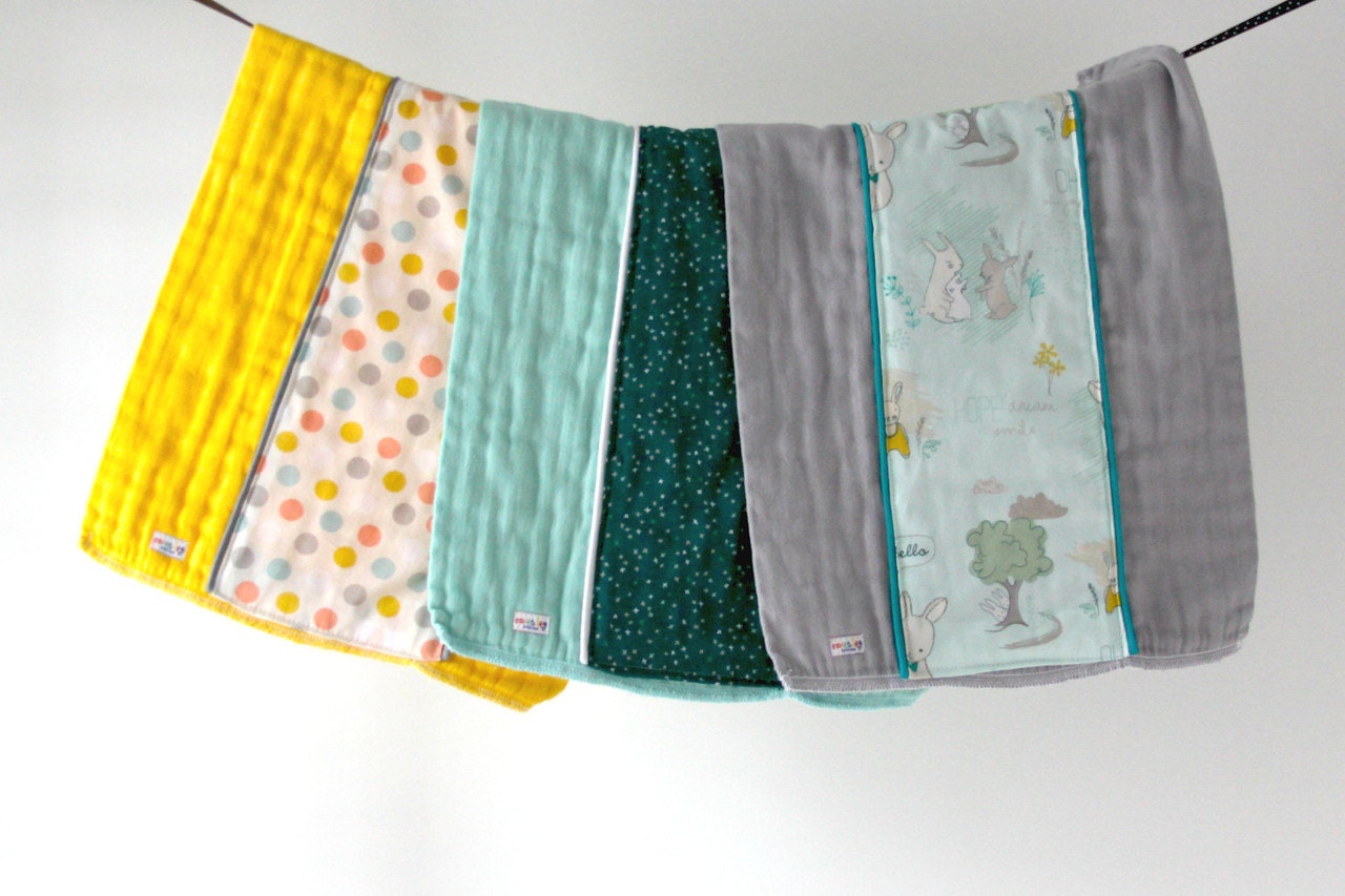 Baby Spucktuch 3Er Set, Furry Tales Bunnies & Dots, Handgefärbte Spucktücher, Geschenk, Essentials, Newborn von Etsy - owesley