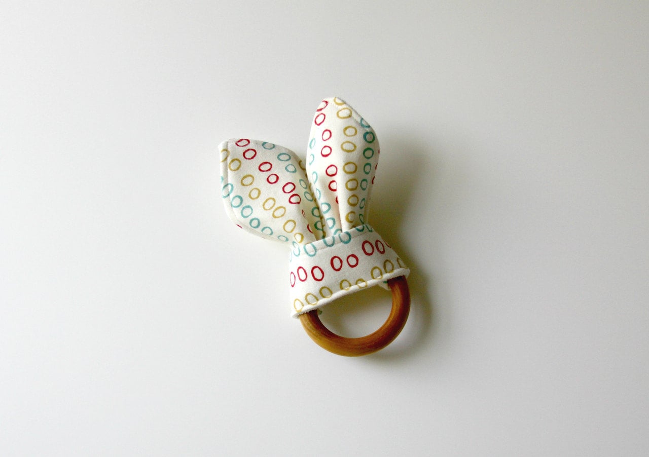 Bio Holz Beißring, Crinkle Toy, Bubble Girl, Knit Greifling, Baby Spielzeug, Beißring Bio Holz Beißring, Crinkle Toy, Bubble Girl, Knit Greifling, Baby Spielzeug, Beißring von Etsy - owesley