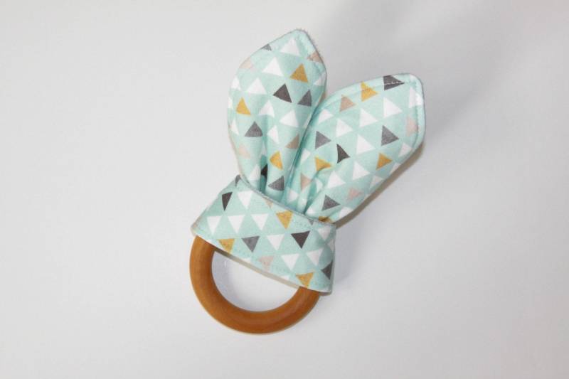 Bio Holz Beißring, Crinkle Toy, Mint Dreiecke, Knit Greifling, Greifling von Etsy - owesley