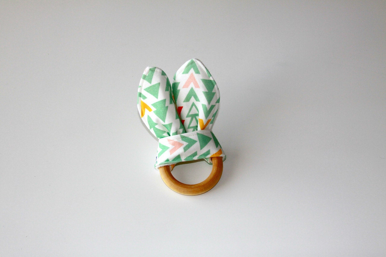 Bio Holz Beißring, Crinkle Toy, Mint Pfeile, Knit Greifling, Baby Spielzeug, Beißring Bio Holz Beißring, Crinkle Toy, Mint Pfeile, Knit Greifling, Baby Spielzeug, Beißring von Etsy - owesley