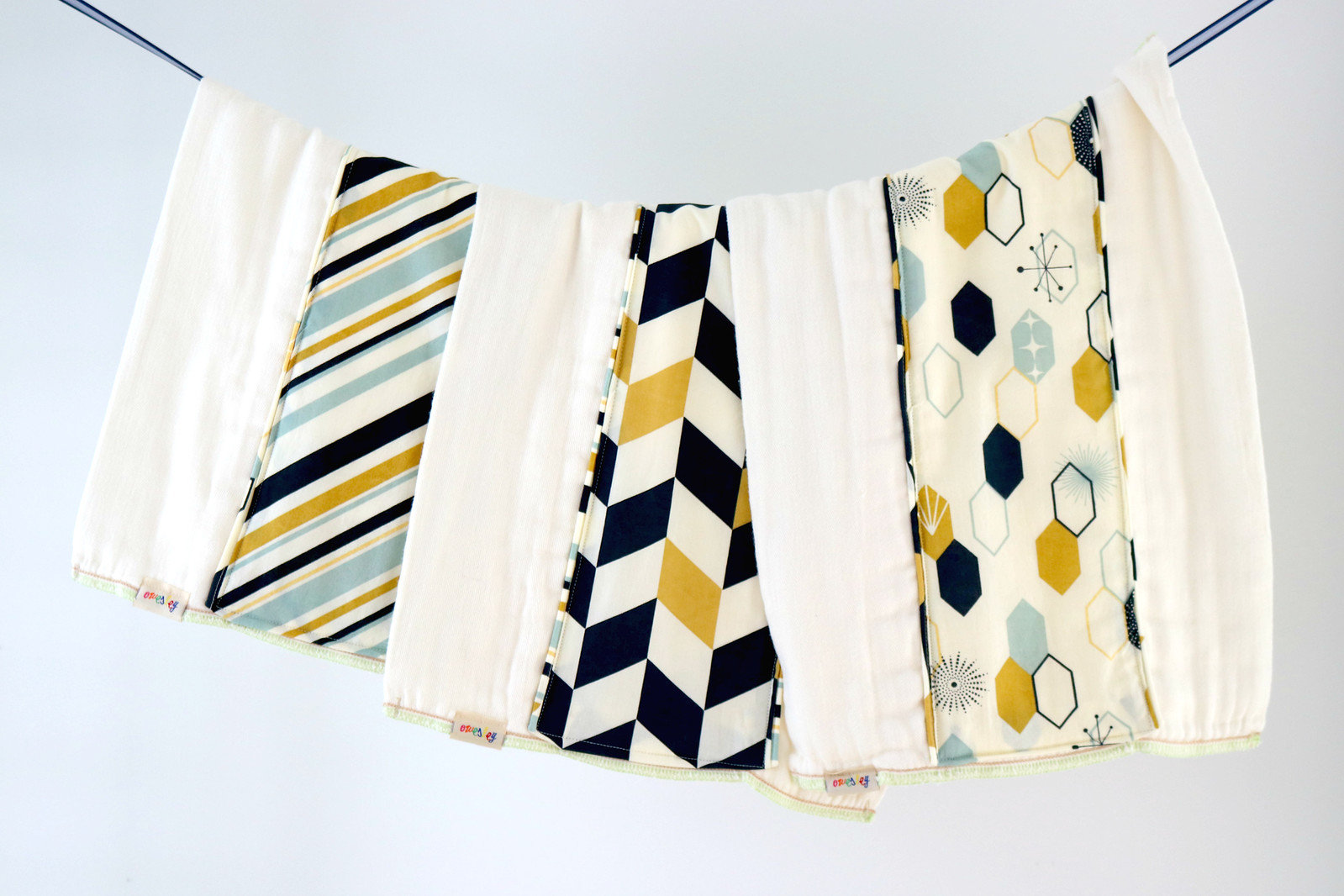 Bio Spucktuch 3Er Set. Blau Und Gold Form. Baby Spucktuch, Geschenk Zur Geburt, Babyparty Geschenk, Essentials von Etsy - owesley