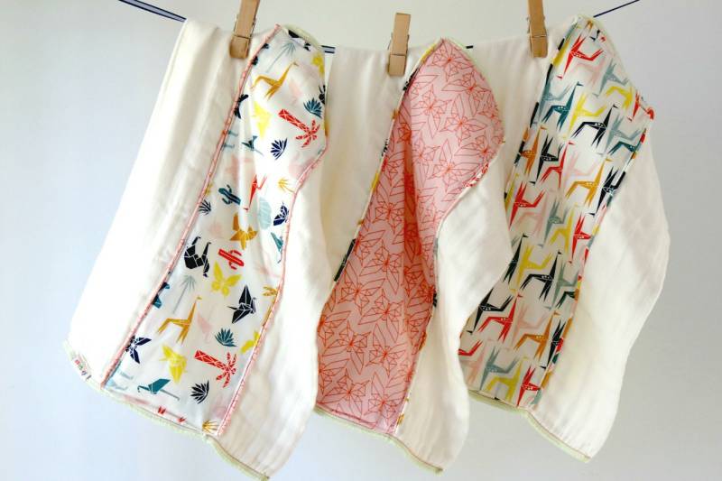 Bio Spucktücher 3Er Set. Origami Geo Giraffe. Baby Spucktücher. Neugeborenen Geschenk. Baby-Dusche-Geschenk. Burp Lappen. Baby-Essoires von Etsy - owesley