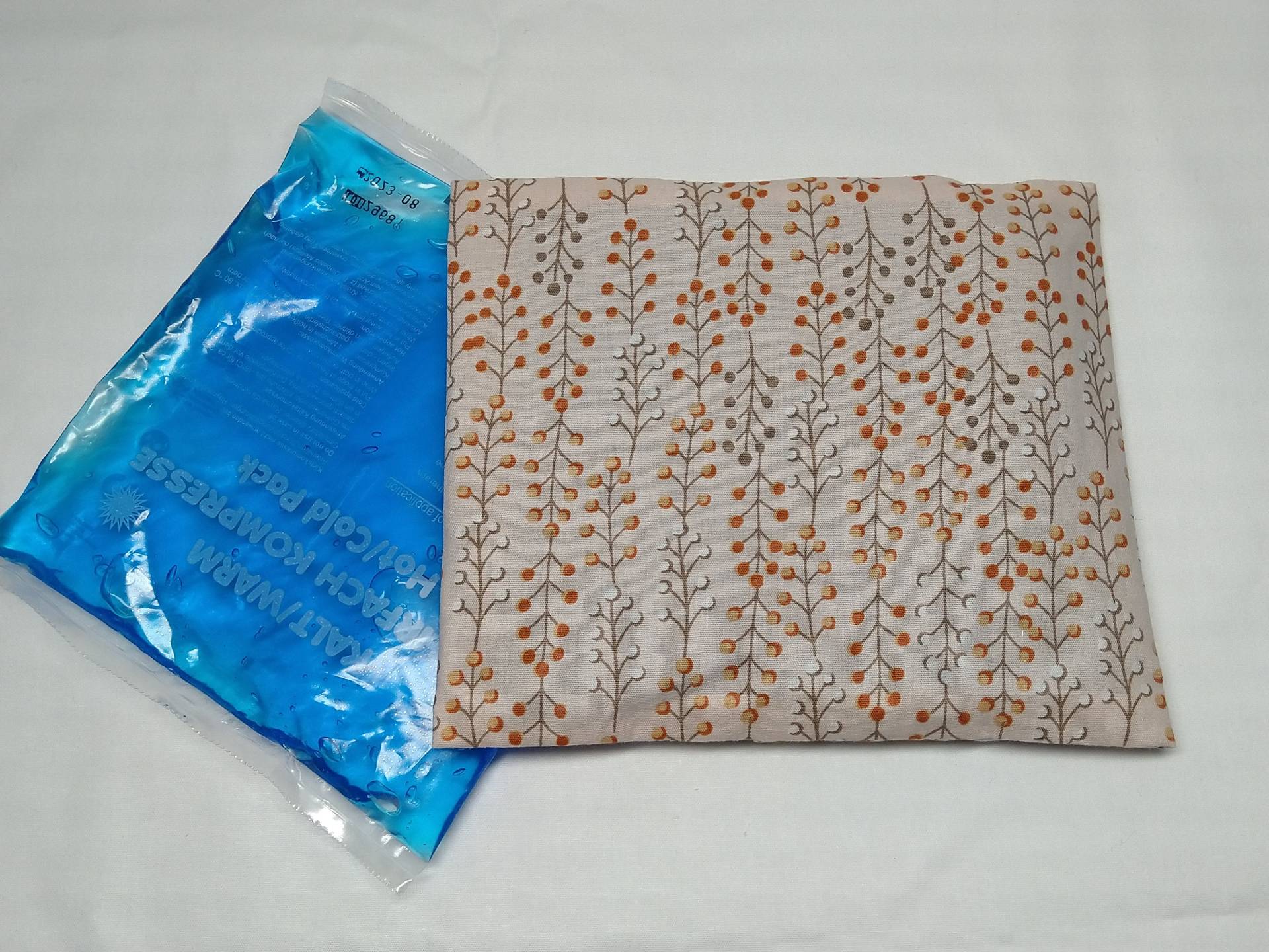 Beulentröster Kalt-/Warmkompresse Kühlakku Mit Stoffhülle Beulentröster Kalt-/Warmkompresse Kühlakku Mit Stoffhülle von Etsy - peppaKus