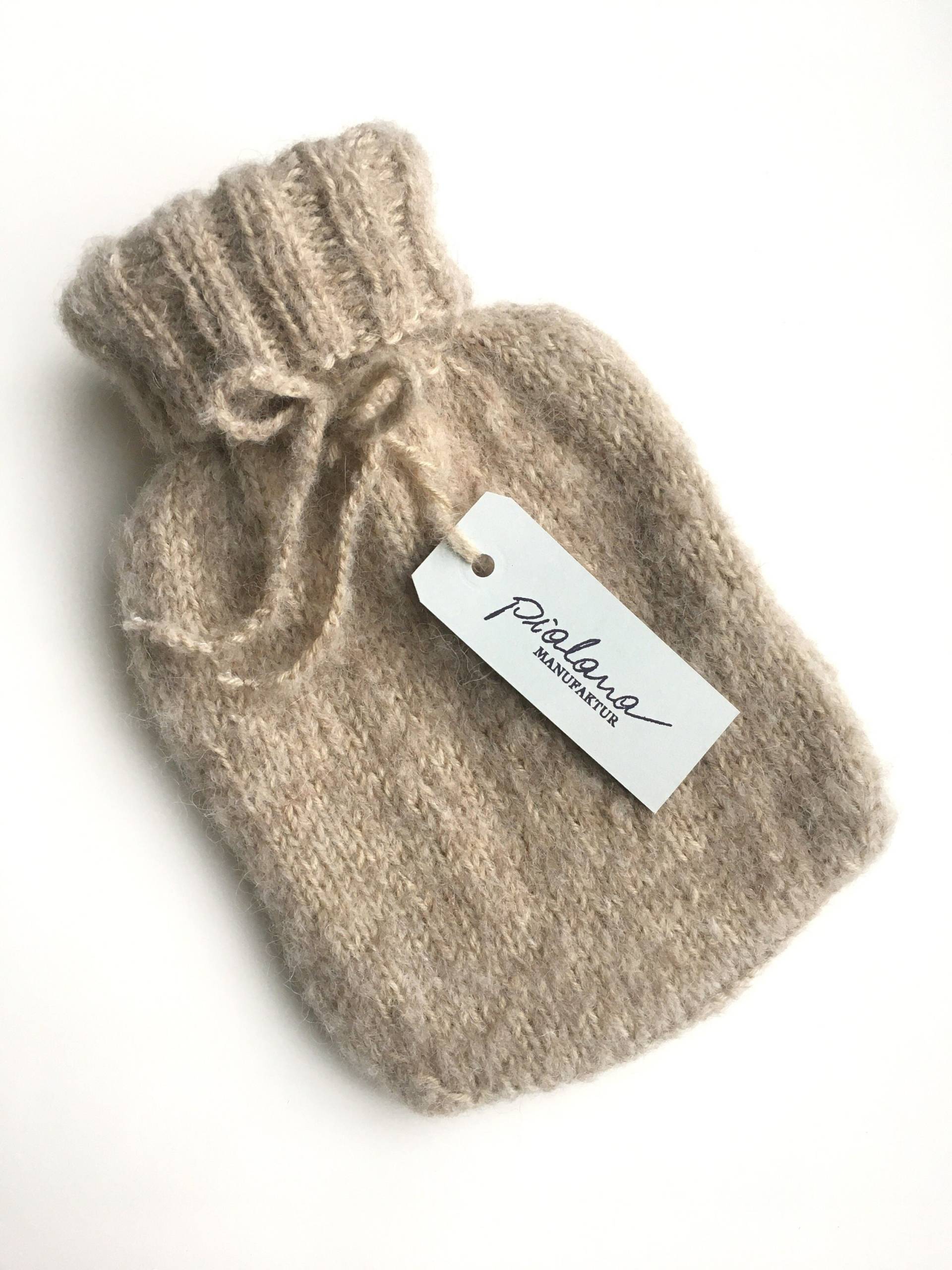 Wärmflaschenbezug Von Hand Gestrickt, Aus Sehr Angenehmer, Weicher Alpacawolle Mit Merinowolle Wärmflaschenbezug Von Hand Gestrickt, Aus Sehr Angenehmer, Weicher Alpacawolle Mit Merinowolle von Etsy - pialana