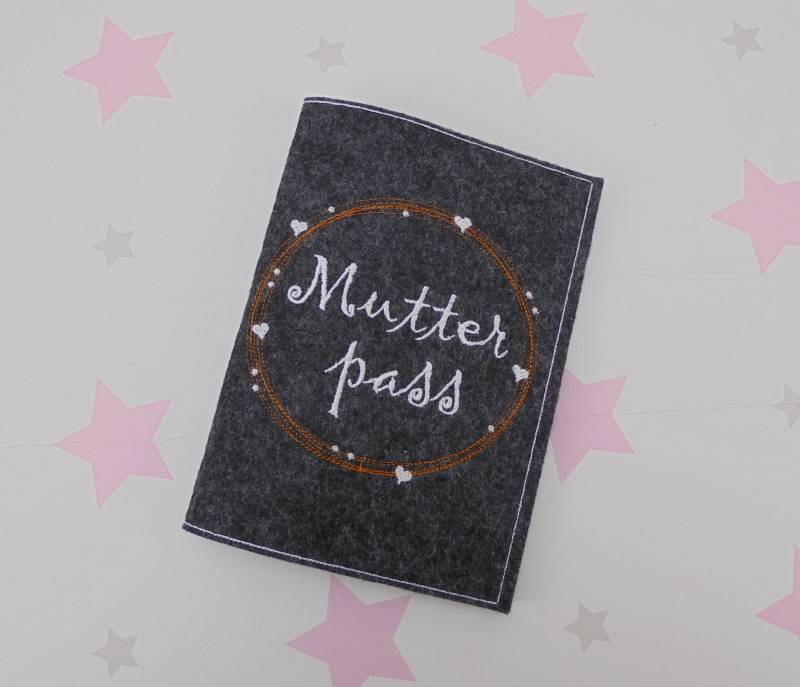 Pinkesterne Mutterpasshülle Mamipass Filz Schutzhülle Handmade Herzchen Pinkesterne Mutterpasshülle Mamipass Filz Schutzhülle Handmade Herzchen von Etsy - pinkeSterne