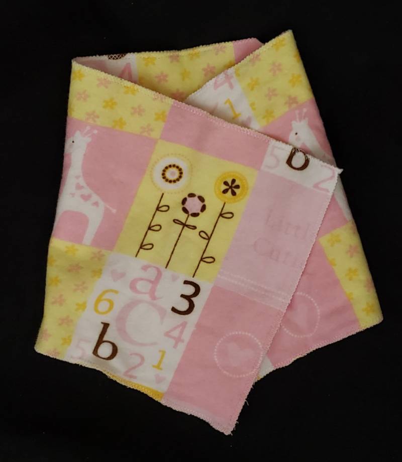 Spucktuch - Baby Baumelt Spucktuch - Baby Baumelt von Etsy - practicalsewing