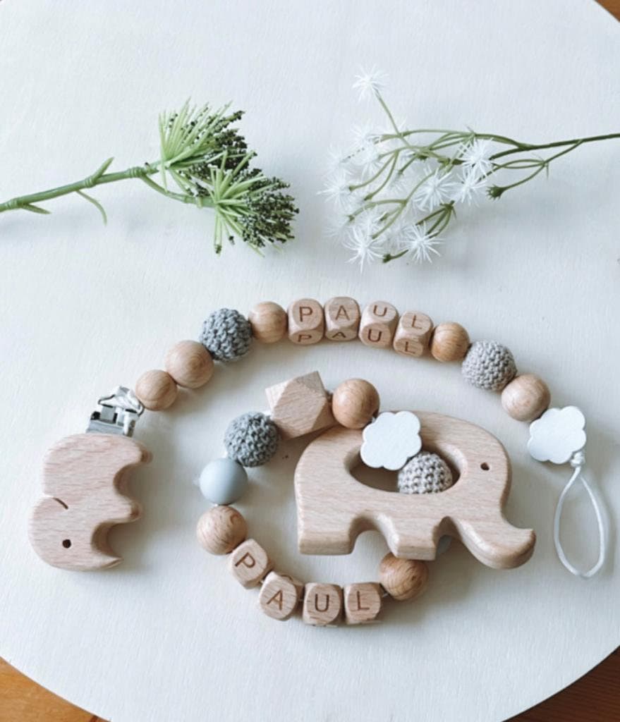 Handgemachte Babyartikelgeschenkset| Schnullerkette Mit Name | Greifling Personalisiert Handgemachte Babyartikelgeschenkset| Schnullerkette Mit Name | Greifling Personalisiert von Etsy - prettylittleJeMa