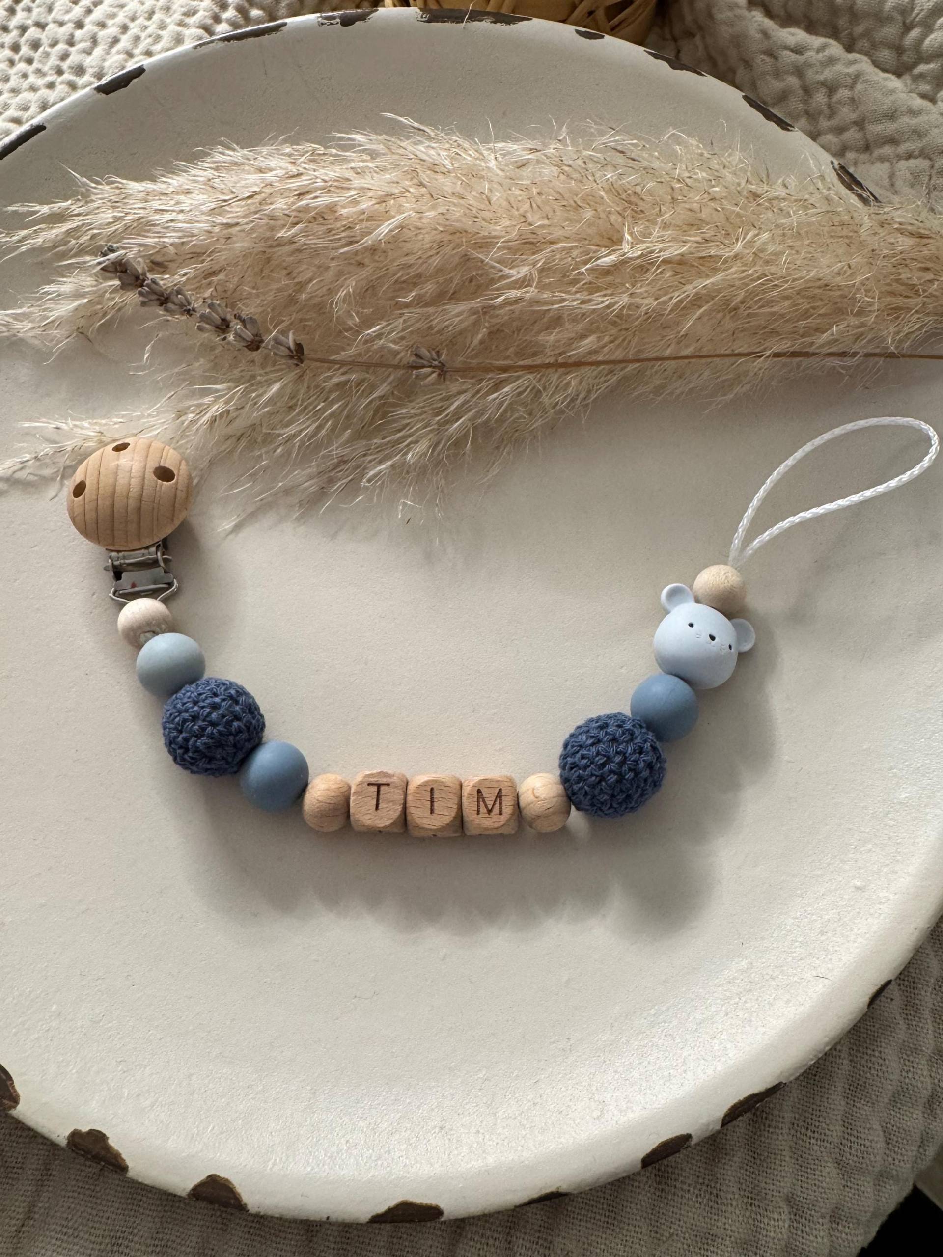 Schnullerkette Personalisiert Mit Namen Und Maus in Blau Als Geschenk Zur Geburt | Name Handgemacht Schnullerkette Personalisiert Mit Namen Und Maus in Blau Als Geschenk Zur Geburt | Name Handgemacht von Etsy - prettylittleJeMa