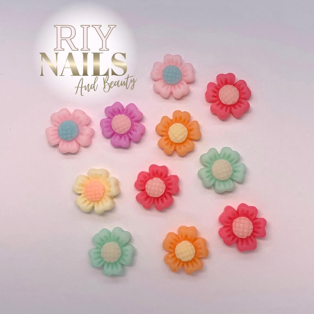 3D Niedliche Blumen Nailart Charms Riynails von Etsy - riynails