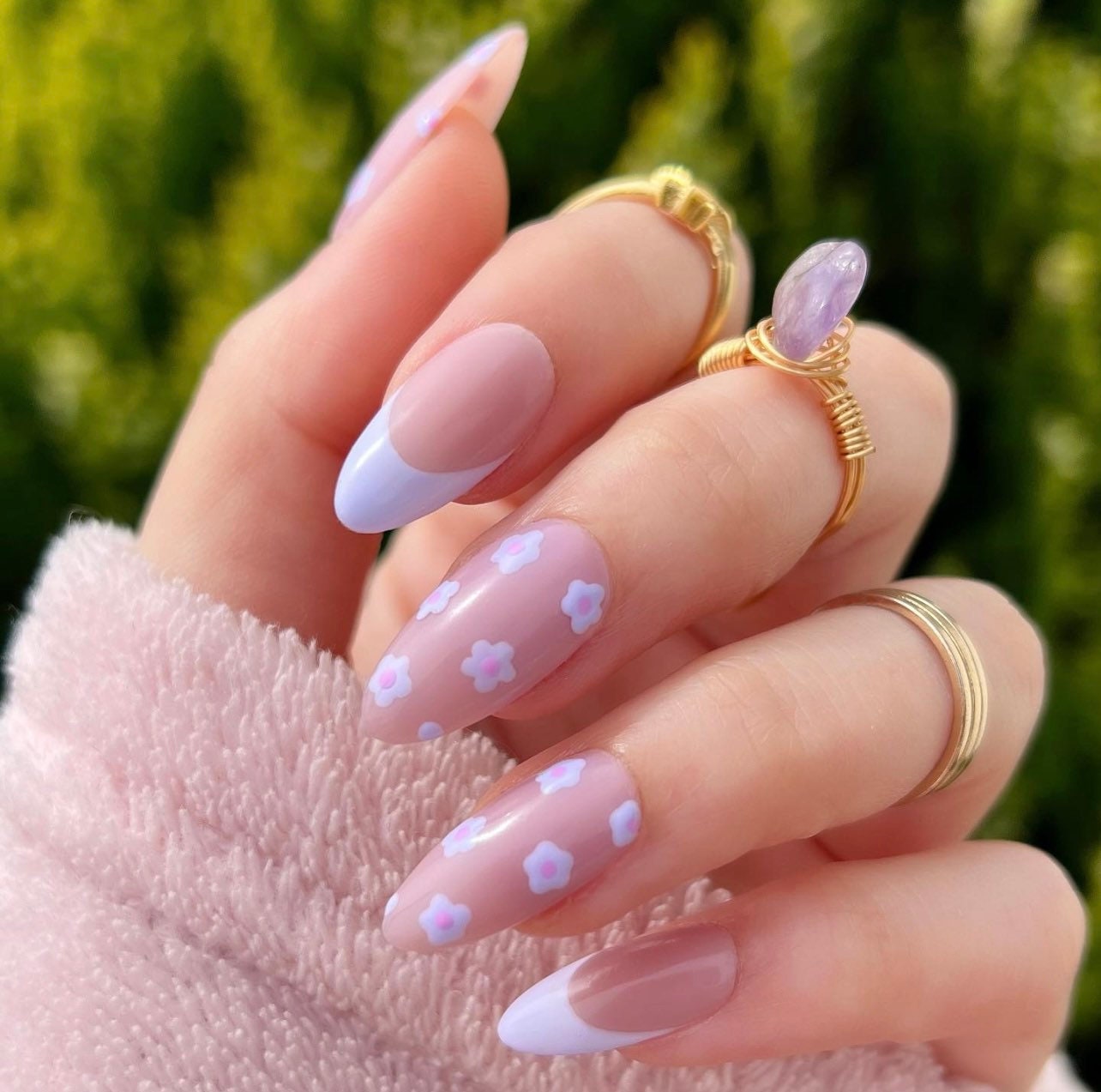 Lila Blumen/Press-On Nägel Lila Blumen/Press-On Nägel von Etsy - sassynailsbyalba