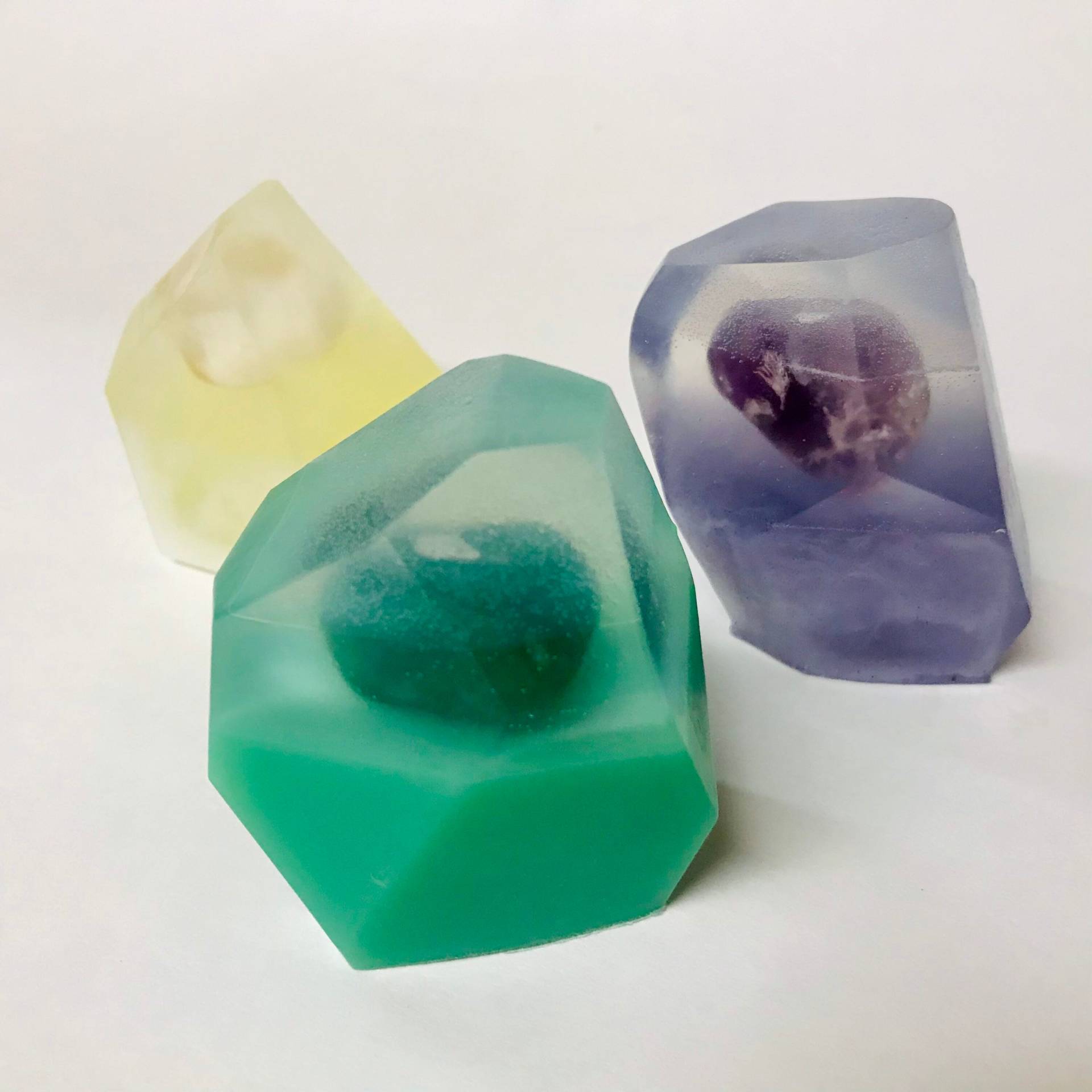 Premium Edelsteinseifen Premium Edelsteinseifen von Etsy - ScenicRtSoapCo