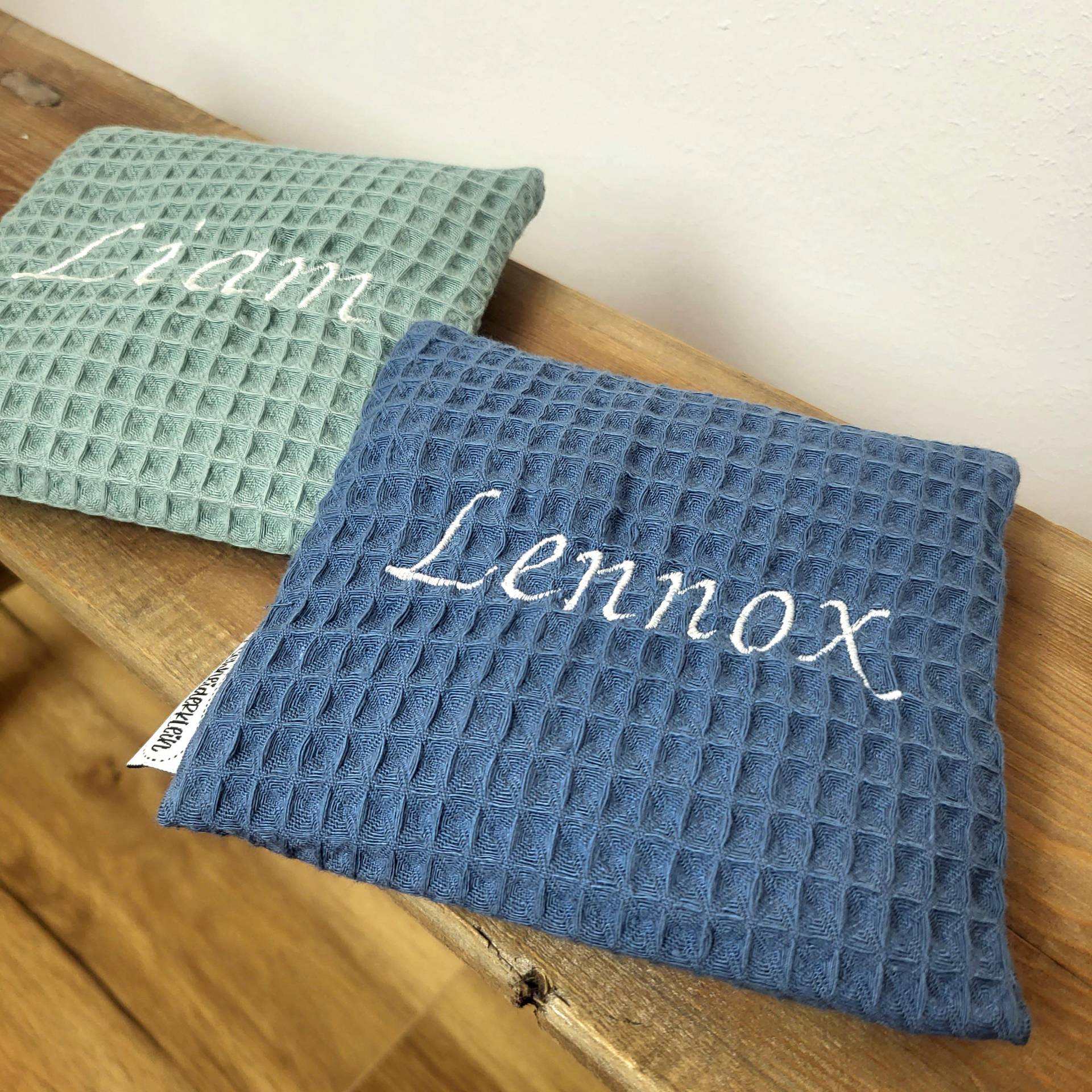 Wärmekissen Mit Namen, Geschenkidee Weihnachten, Personalisiertes Geschenk, Körnerkissen Baby, Traubenkernkissen Kinder von Etsy - schneiderklein