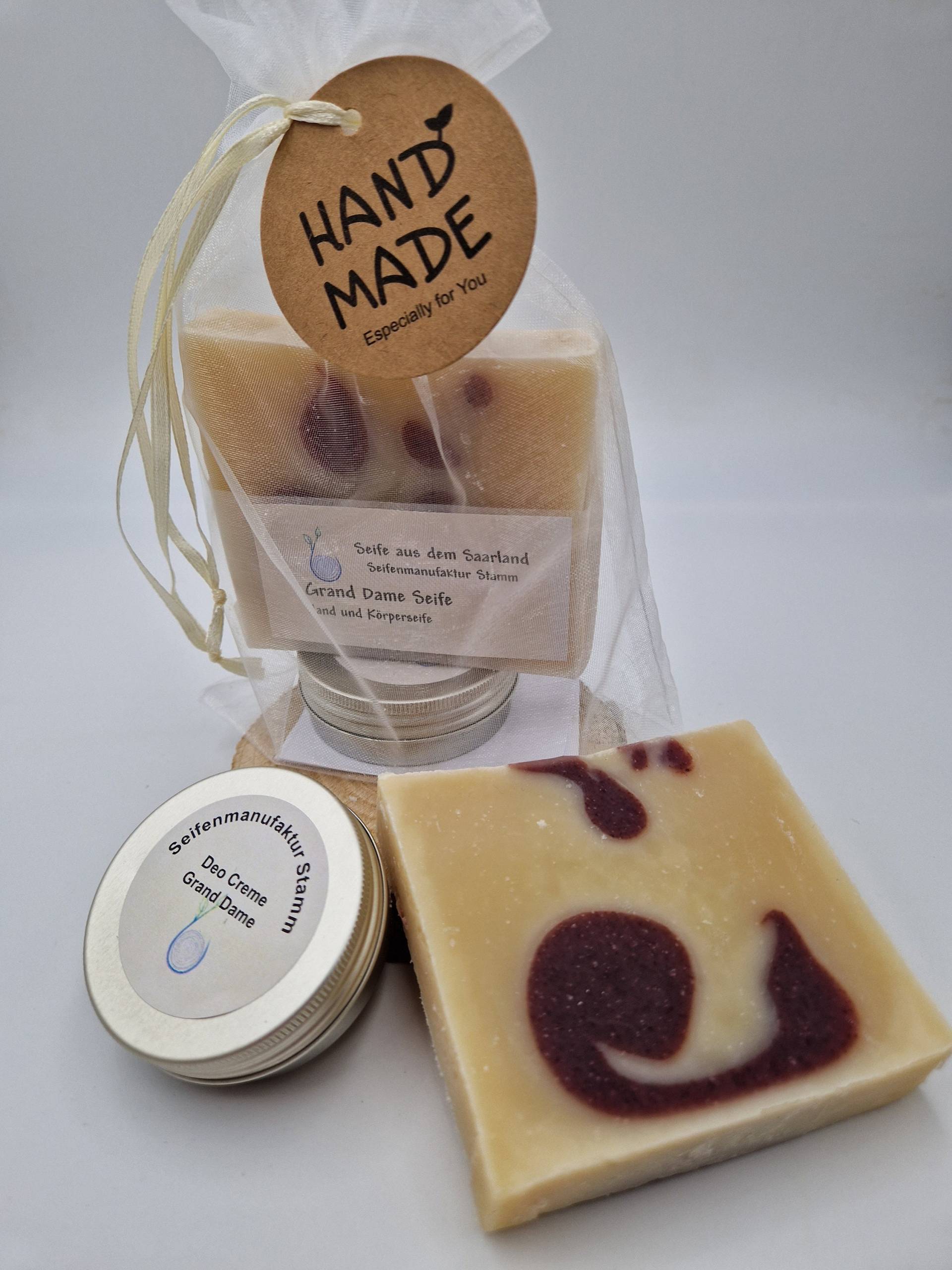 Grand Dame Seife 95G Und Deo Creme 30 Ml, Blümig, Frisch, Vegan, Im Organzabeutel Grand Dame Seife 95G Und Deo Creme 30 Ml, Blümig, Frisch, Vegan, Im Organzabeutel von Etsy - seifenStamm