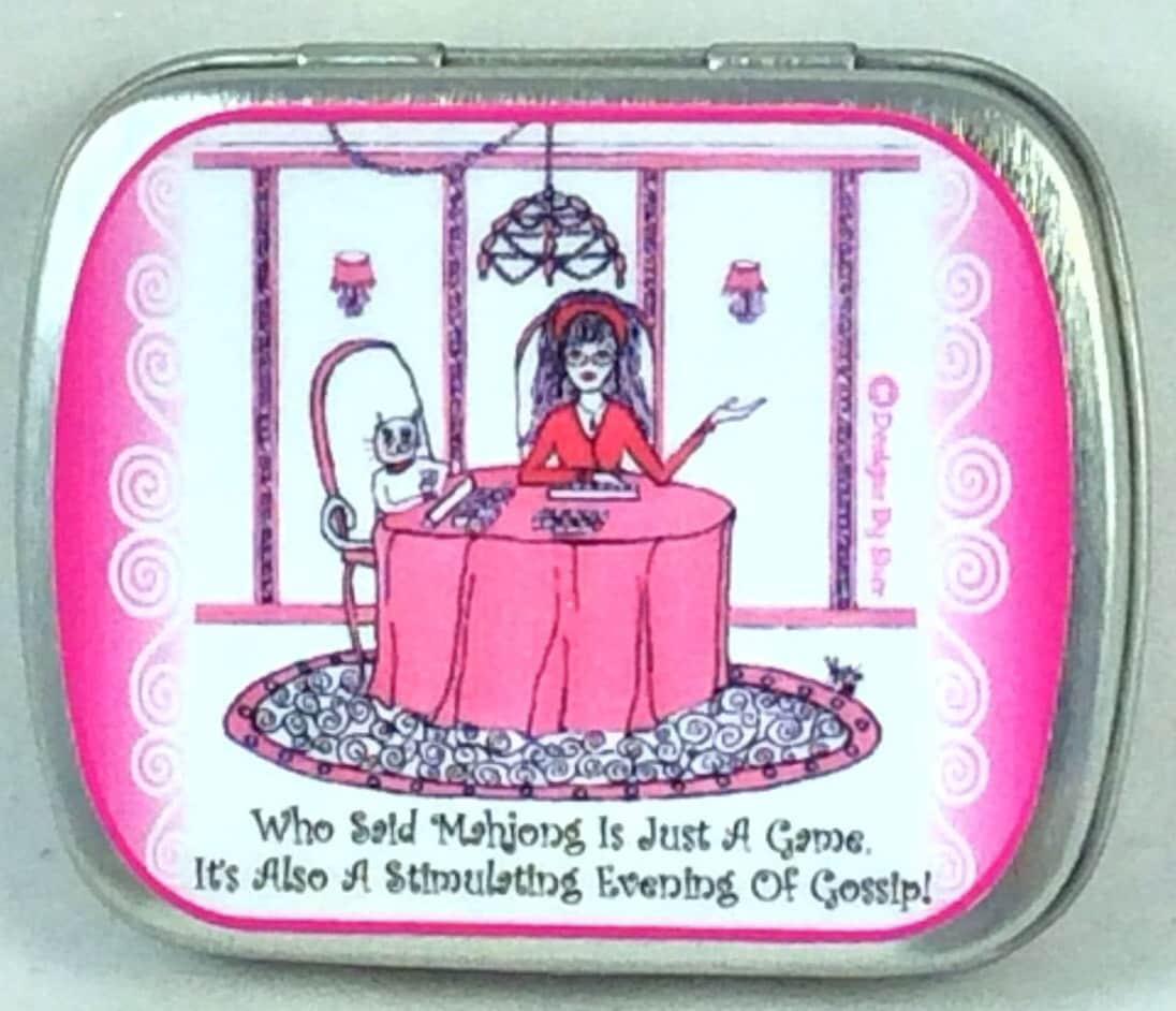 Mahjong Pillendose Für Ihre Handtasche Oder Gastgeschenke, Humor, Katze, Lustige Sprüche, Kätzchen, Geschenke Freundin, Mädchen-Humor, Mah Mahjong Pillendose Für Ihre Handtasche Oder Gastgeschenke, Humor, Katze, Lustige Sprüche, Kätzchen, Geschenke Freundin, Mädchen-Humor, Mah von Etsy - sherdesigns