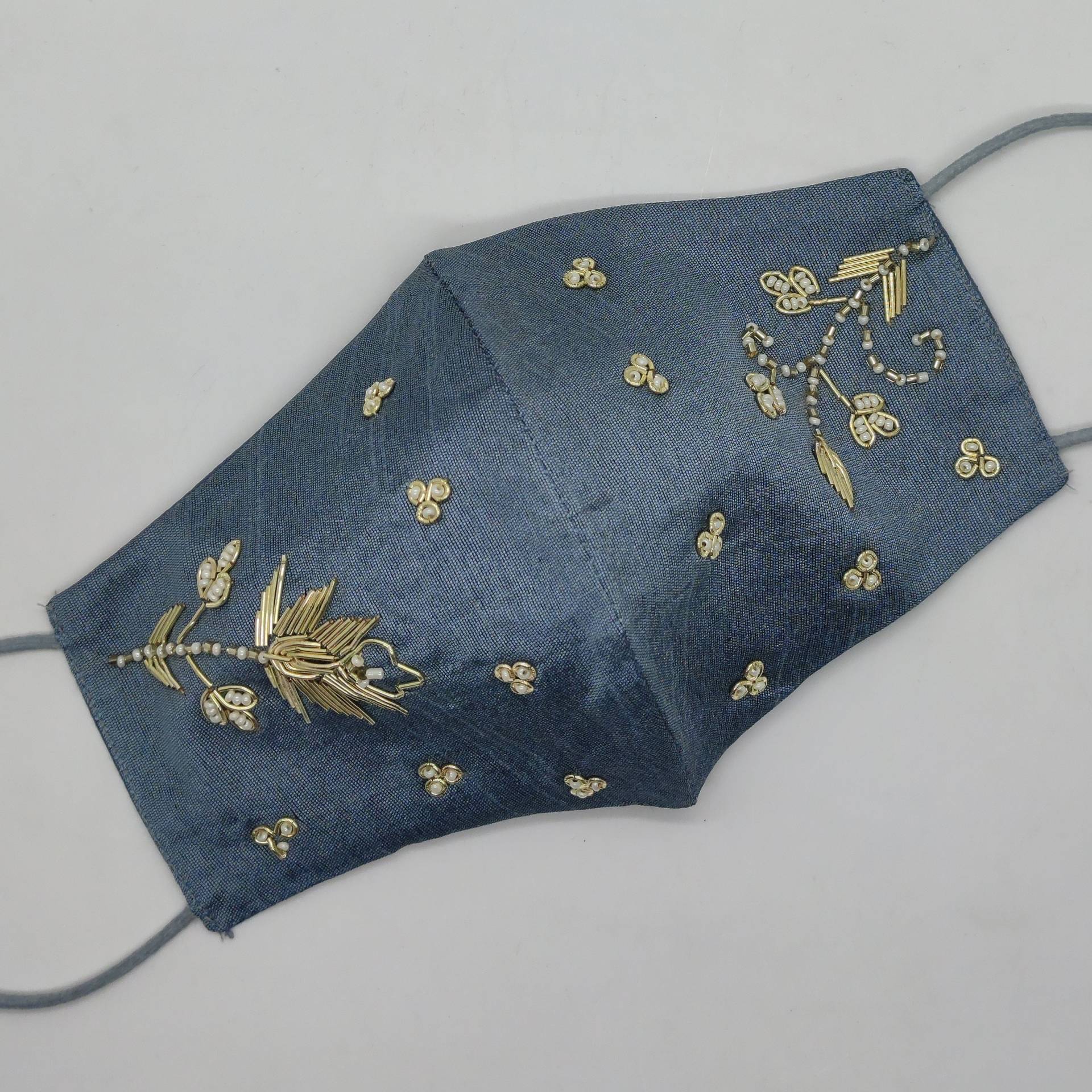 Subtiles Design Floral Textur Goldenen Zardosi Stickperle Perlen Ausgefallenen Abend Gesichtsmaske Für Frau | Schöne Brautjungfer Maske Hochzeit Subtiles Design Floral Textur Goldenen Zardosi Stickperle Perlen Ausgefallenen Abend Gesichtsmaske Für Frau | Schöne Brautjungfer Maske Hochzeit von Etsy - shubhams
