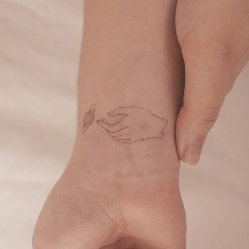 Touch Saturn Temporäres Tattoo Von Jakenowicz | 3Er Set von Etsy - smalltattoos