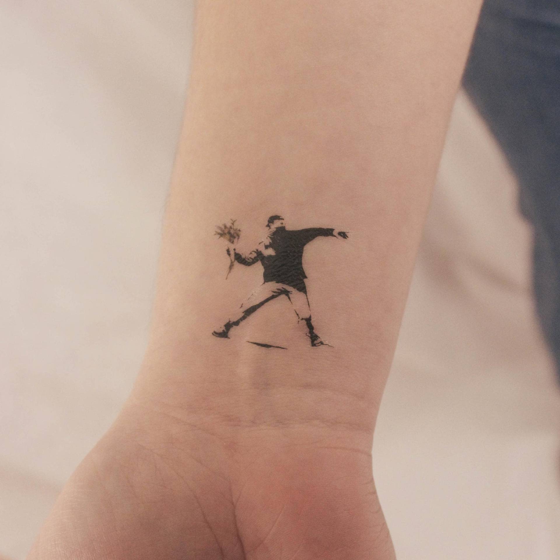 Kleine Banksy's Blumen Werfer Temporäres Tattoo | 3Er Set von Etsy - smalltattoos