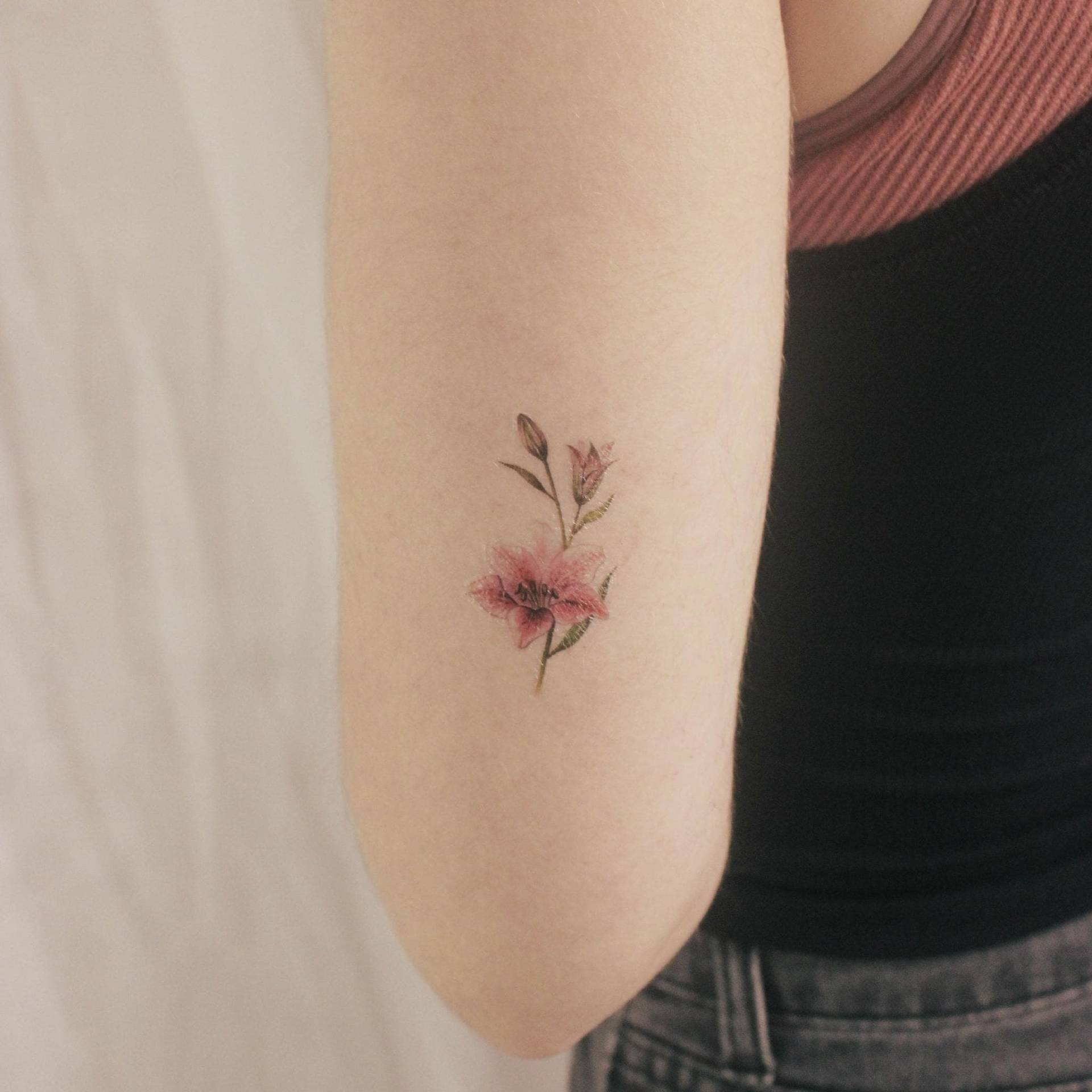 Lilie Stargazer Temporäres Tattoo Von Lena Fedchenko | 3Er Set von Etsy - smalltattoos