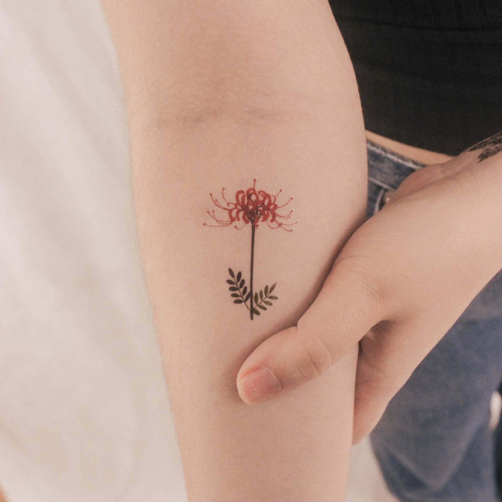 Rote Spinne Lilie Temporäres Tattoo Von Zihee | 3Er Set von Etsy - smalltattoos