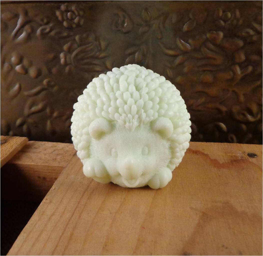 Igel Seife Entzückende Baby Igelförmige Seife, Du Wählst Duft & Farbe. Tolle Seife Für Kinder Igel Seife Entzückende Baby Igelförmige Seife, Du Wählst Duft & Farbe. Tolle Seife Für Kinder von Etsy - smellycatsoaps
