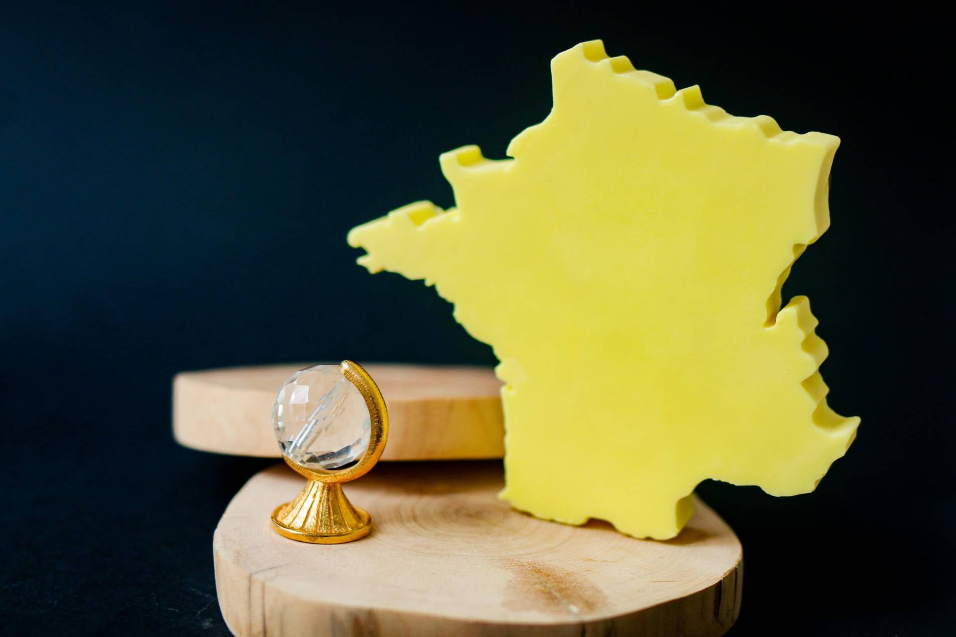 Seife in Form Frankreich | Zitrone Dekoseife Sls-Free Vegan Geschenk Für Urlaub Reise Seife in Form Frankreich | Zitrone Dekoseife Sls-Free Vegan Geschenk Für Urlaub Reise von Etsy - soapOgraphic