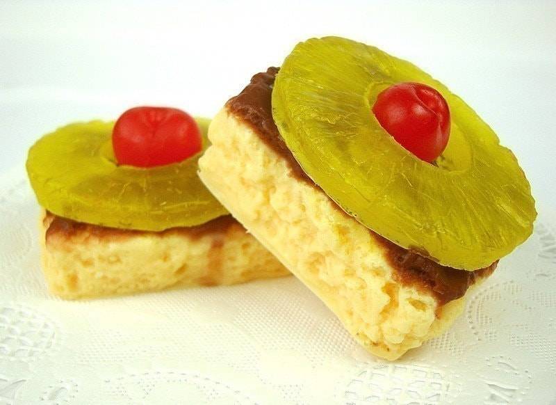 Ananas Upsidedown Cake - Seifenstück von Etsy - soapopotamus