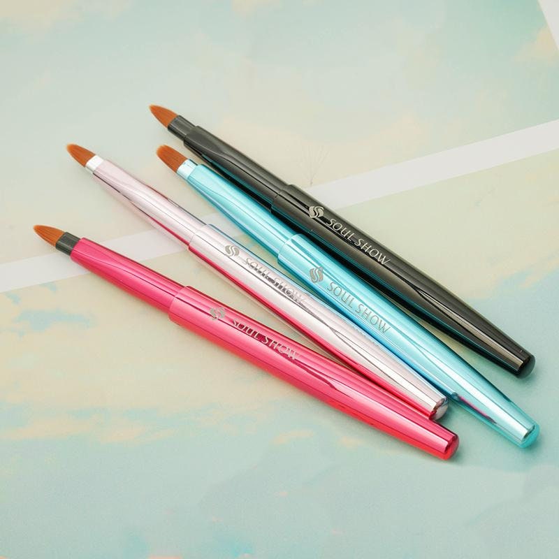 Einziehbare Lippenbürste Aus Aluminium Einziehbare Lippenbürste Aus Aluminium von Etsy - soulshowbrush
