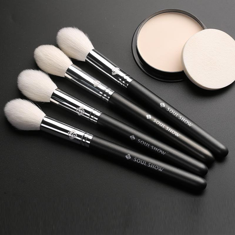 S001-9 Ziegenhaar Runde Rougebürste S001-9 Ziegenhaar Runde Rougebürste von Etsy - soulshowbrush