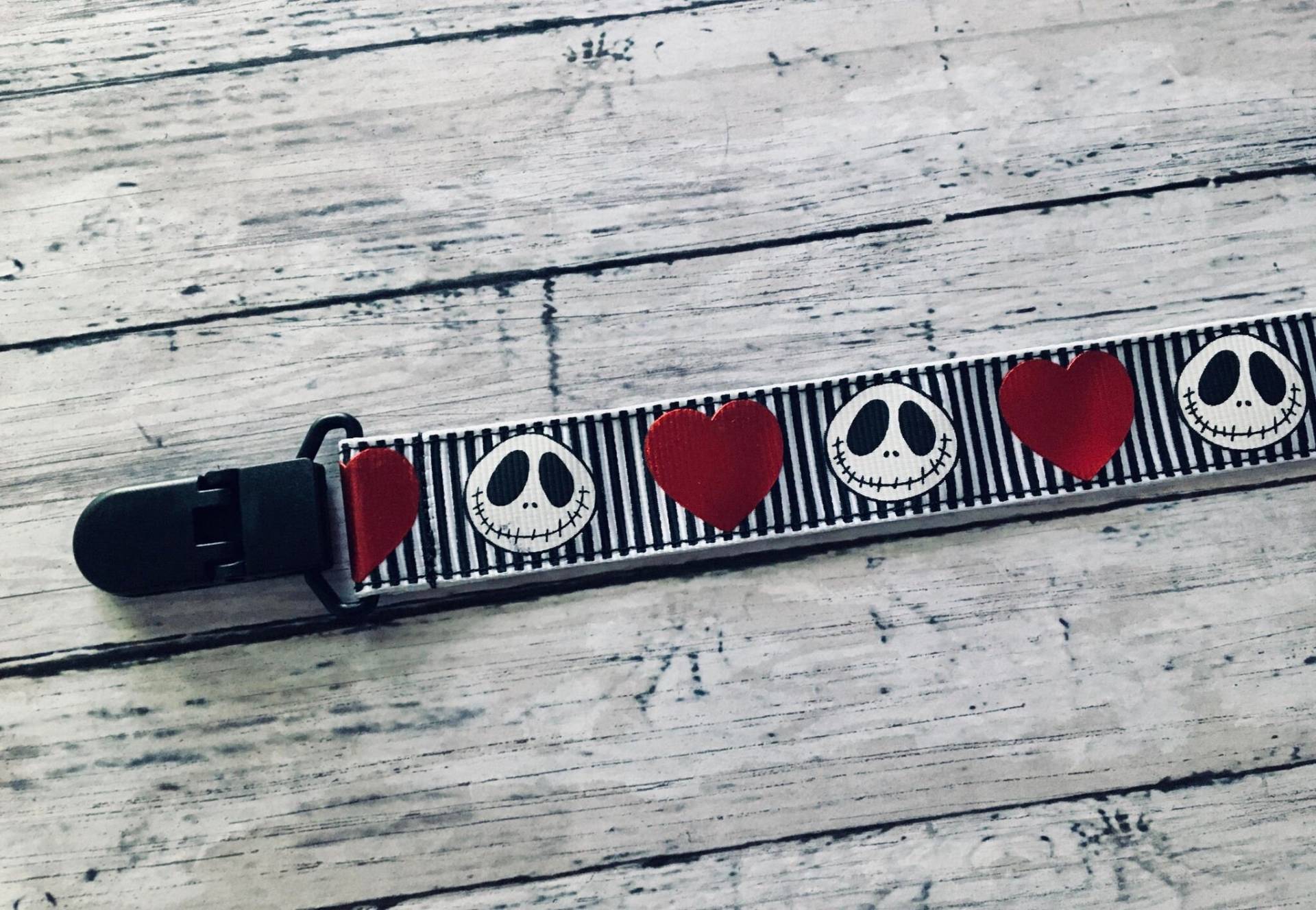 Alptraum Skelett Schnullerclip Baby Kleinkind Mädchen Junge Herz Love Goth Little Ghoul Alptraum Skelett Schnullerclip Baby Kleinkind Mädchen Junge Herz Love Goth Little Ghoul von Etsy - spookylittleghouls