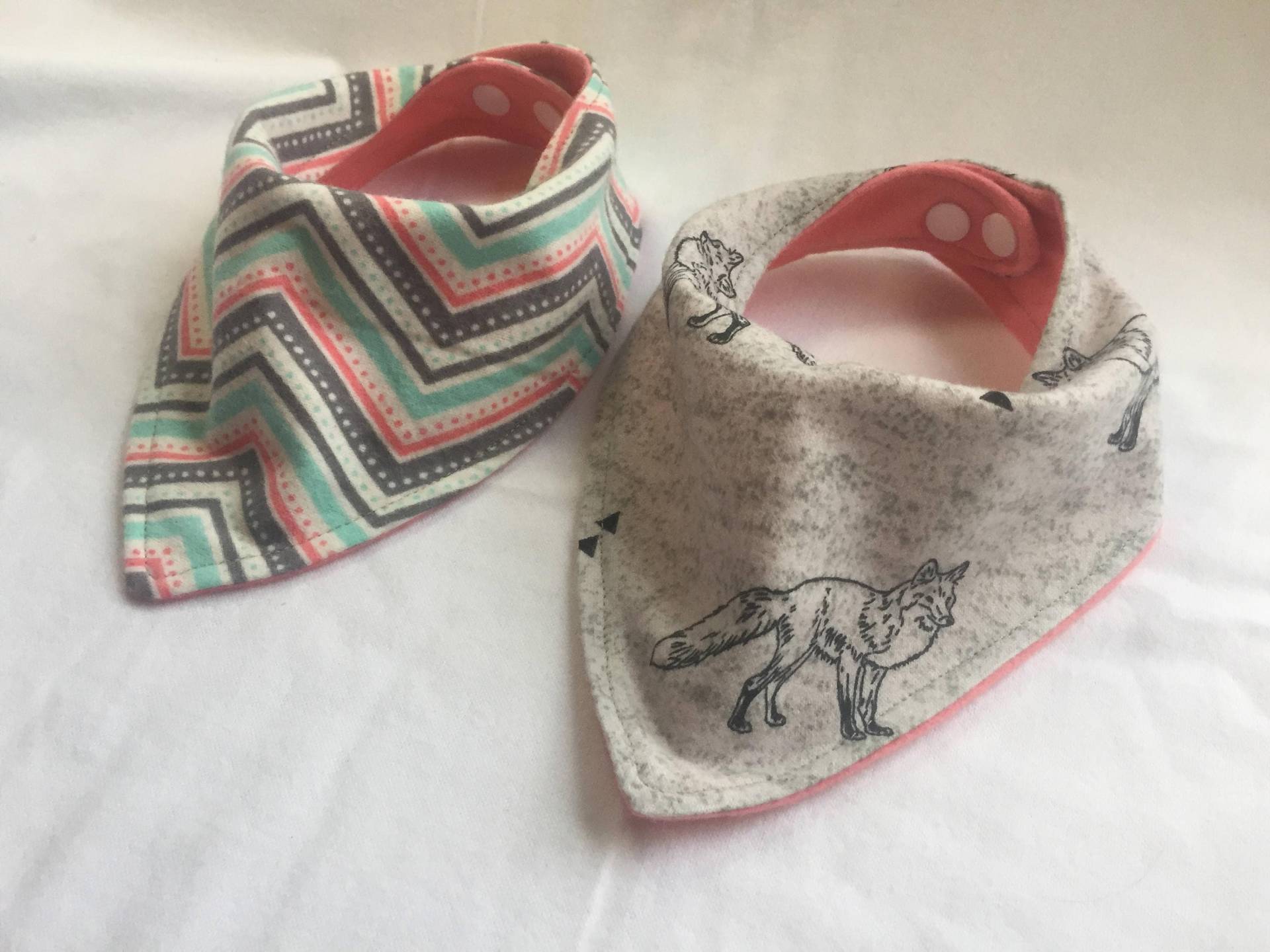 Halstuch Bib-Geschenk-Set - Fuchs Chevron Baby-Lätzchen 2Er-Pack von Etsy - spudsandthebee