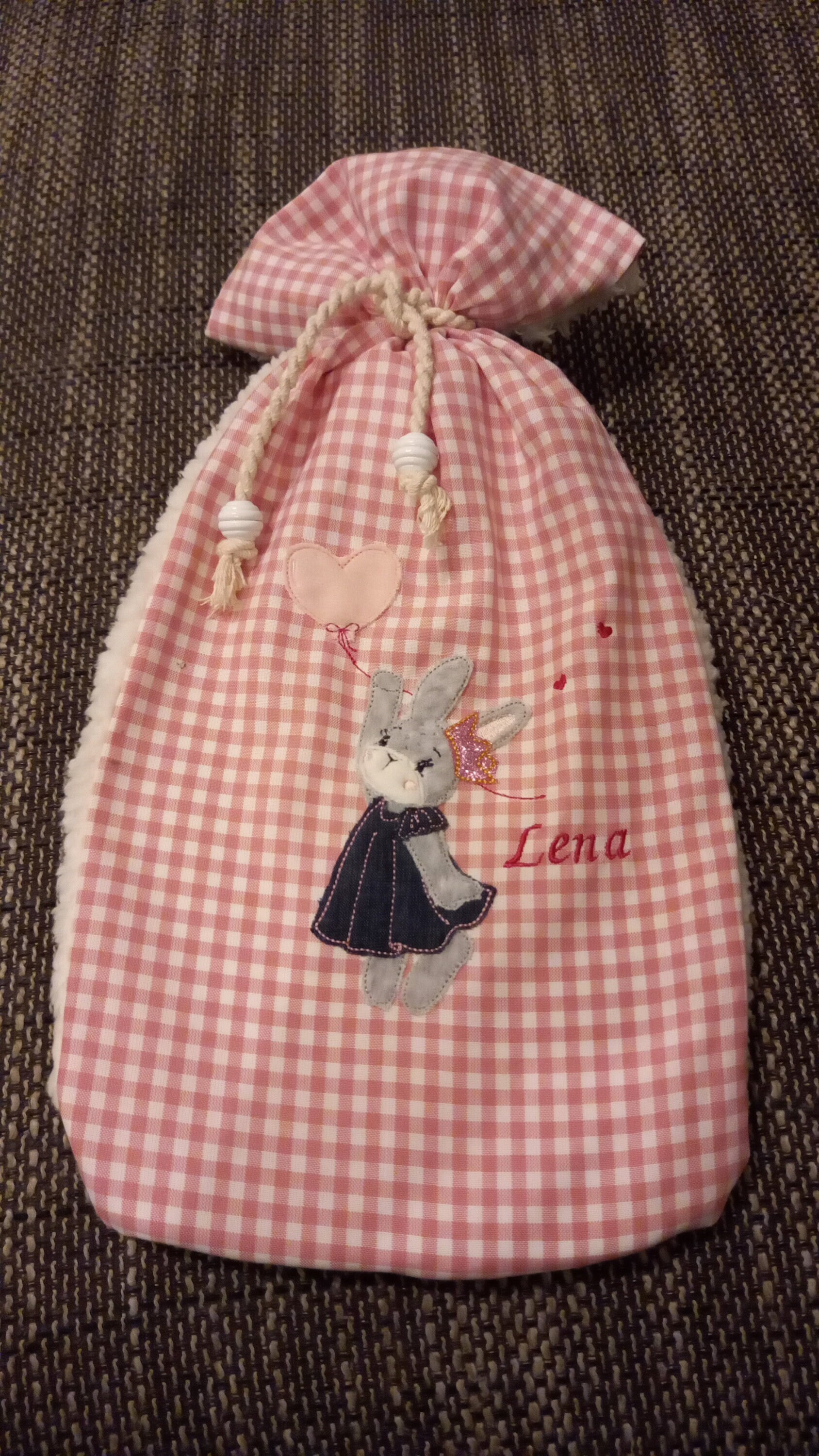 Wärmflaschen Bezug , Wärmflasche , Gestickt Und Personalisiert Mit Hasen Mädchen Gestickt.mit Oder Ohne Wärmflasche von Etsy - stoffhexen