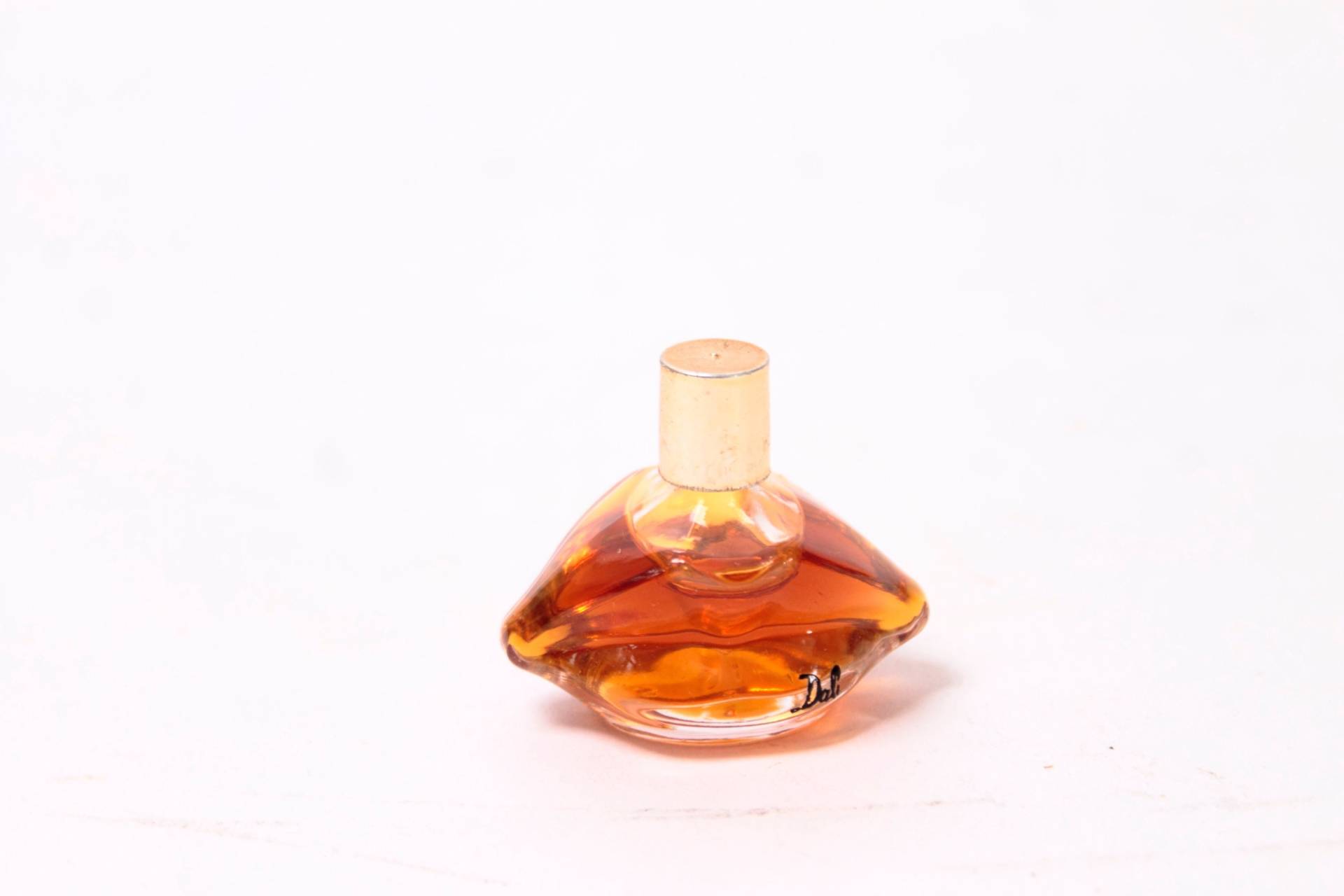 12. Salvator Dali Parfum Miniatur 12. Salvator Dali Parfum Miniatur von Etsy - strandholzshop
