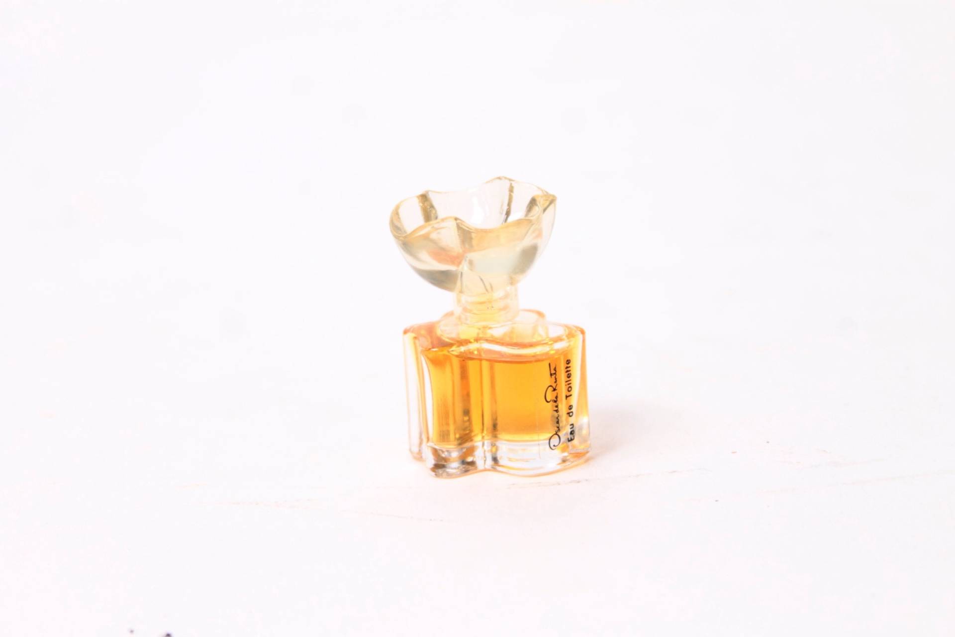 9. Oscar De La Renta Parfum Miniatur 9. Oscar De La Renta Parfum Miniatur von Etsy - strandholzshop