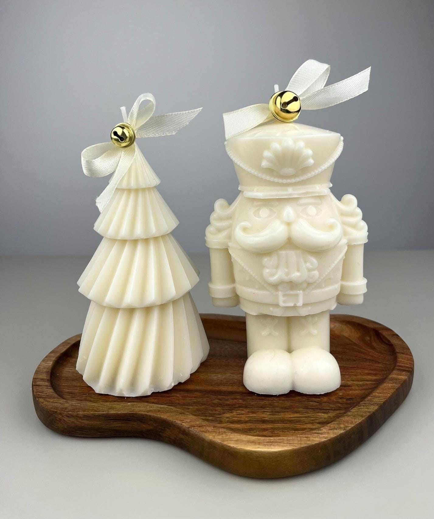 Weihnachtsgeschenkset Aus Handgemachten Kerzen | Veganes Sojawachs Ohne Paraffin Nikolaus & Tannenbaumkerze Weihnachtsgeschenkset Aus Handgemachten Kerzen | Veganes Sojawachs Ohne Paraffin Nikolaus & Tannenbaumkerze von Etsy - studiovaneli