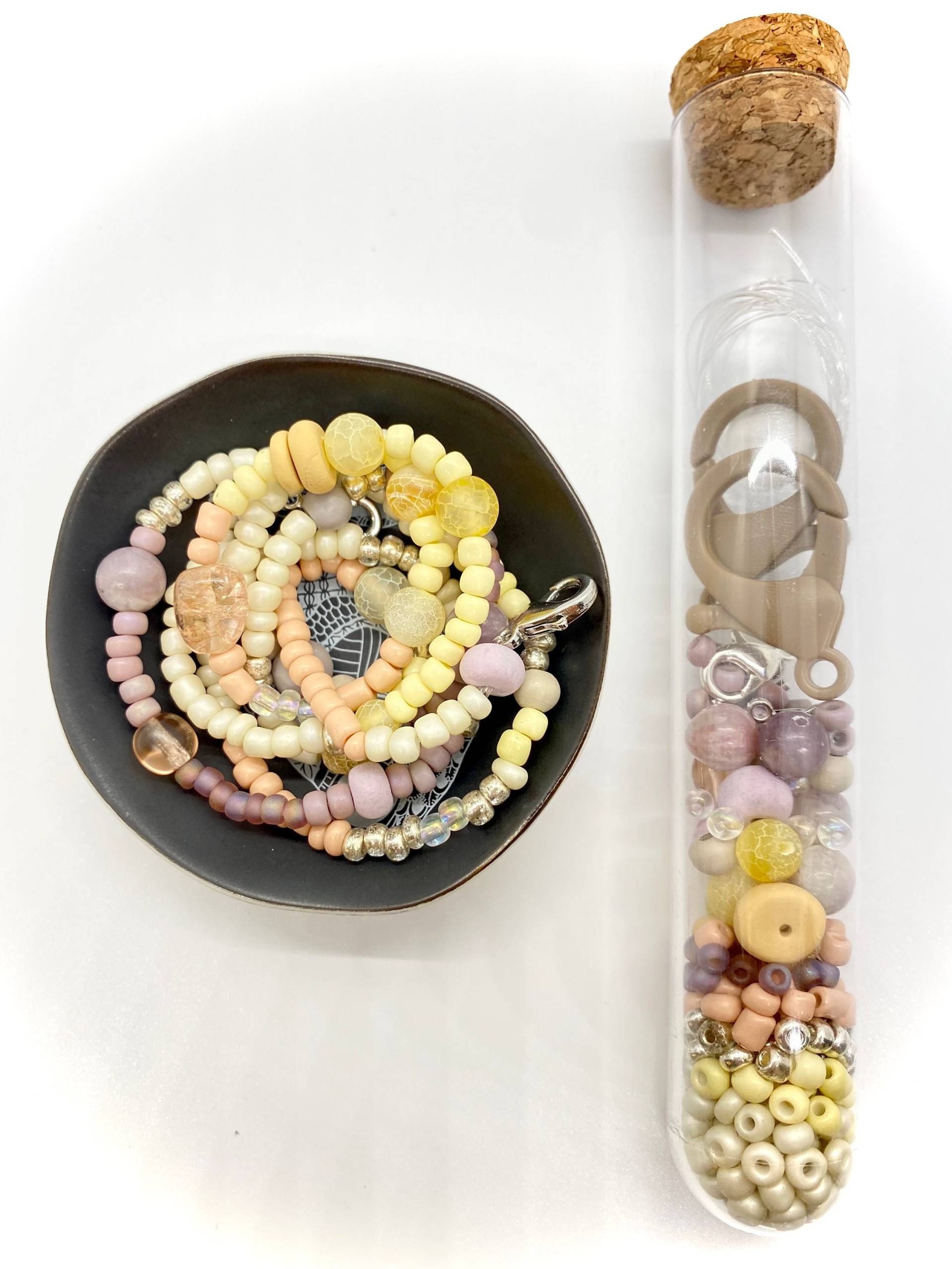 Golden Hour Sunlight Diy Beaded Mask Chain Kit Golden Hour Sunlight Diy Beaded Mask Chain Kit von Etsy - tatepari