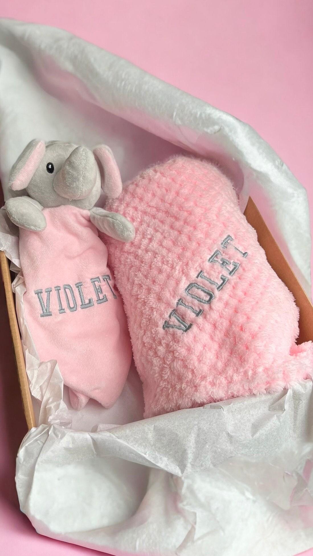 Baby-Mädchen-Geschenk, Neugeborenes Babymädchen, Personalisiertes Baby-Mädchen-Duschegeschenk, Baby-Elefantgeschenk, Rosa Babytröster, Babydecke von Etsy - thebababee