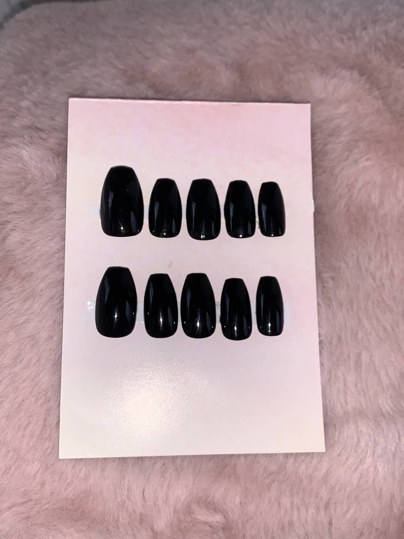 Press On Nails Basic Black Aus Shellac von Etsy - theglamstorecom