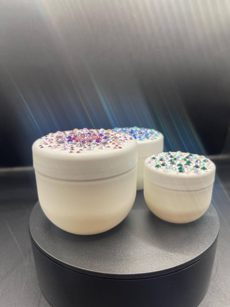 Glitzer Döschen - Handverziert Mit Strasssteinen | Schmuckdose & Aufbewahrung Funkel-Effekt Glitzer Döschen - Handverziert Mit Strasssteinen | Schmuckdose & Aufbewahrung Funkel-Effekt von Etsy - theglitterthing